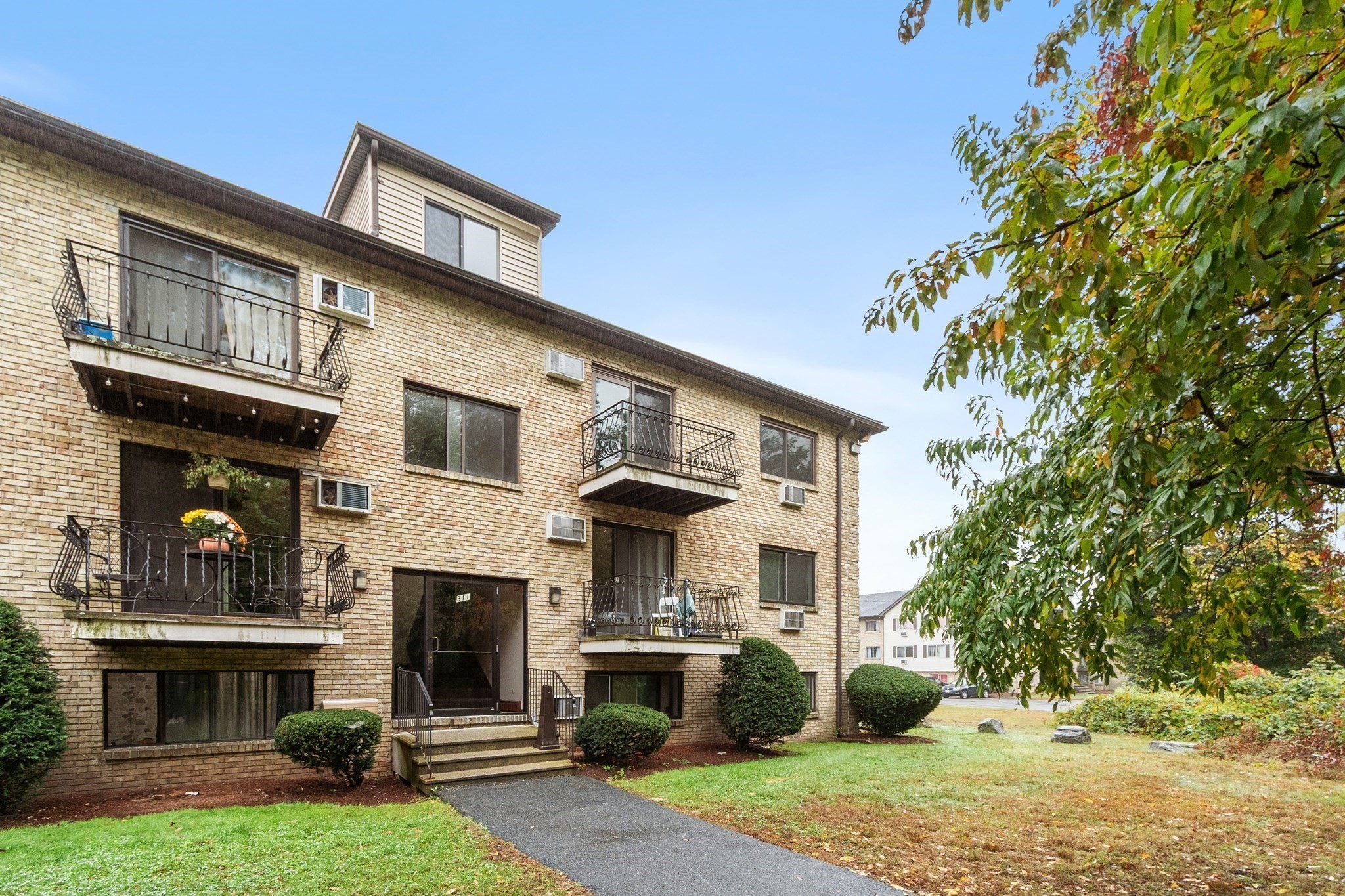 311 Pawtucket Blvd #29 — photo