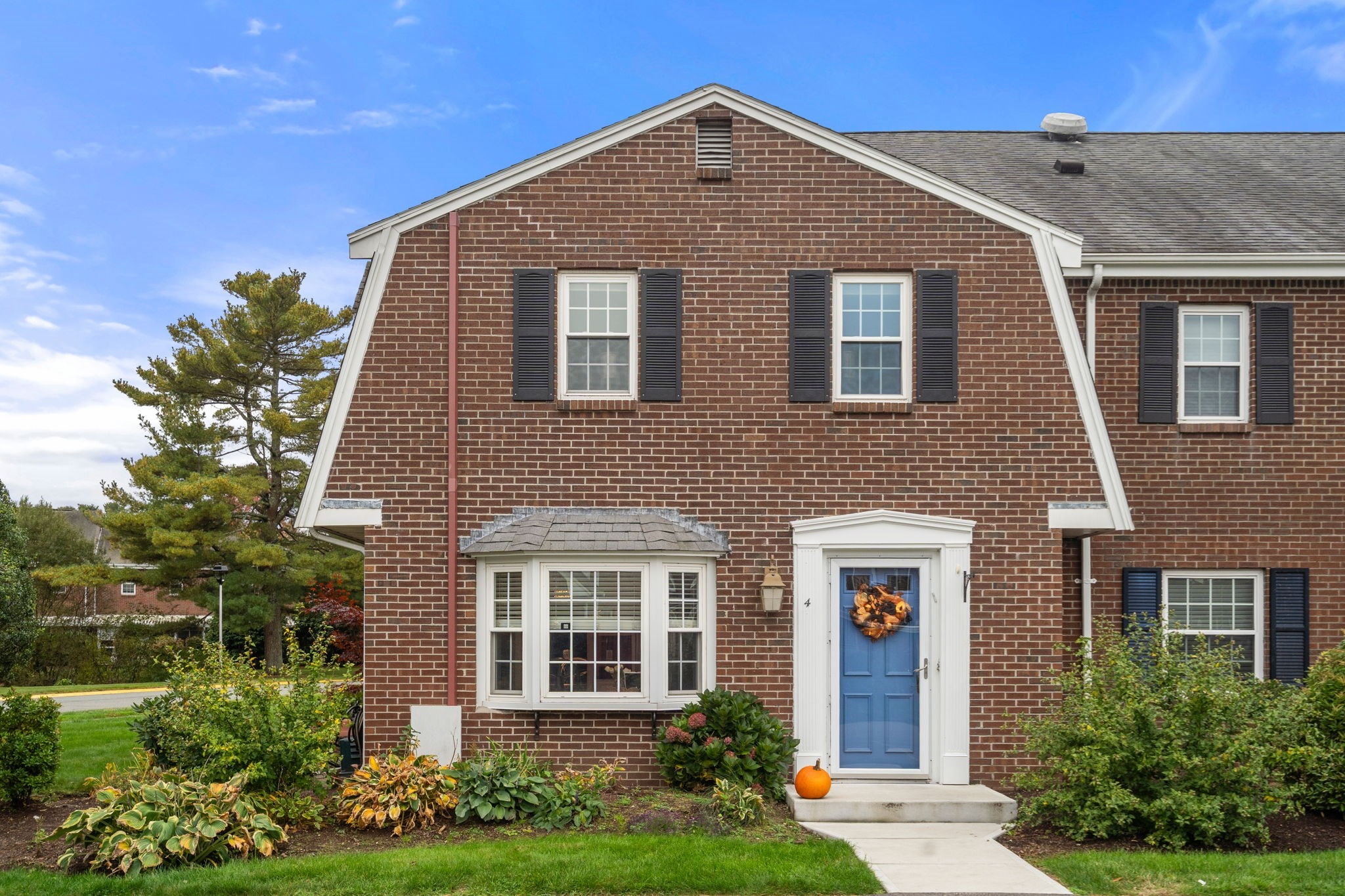 4 Jennifer Ln #4 — photo