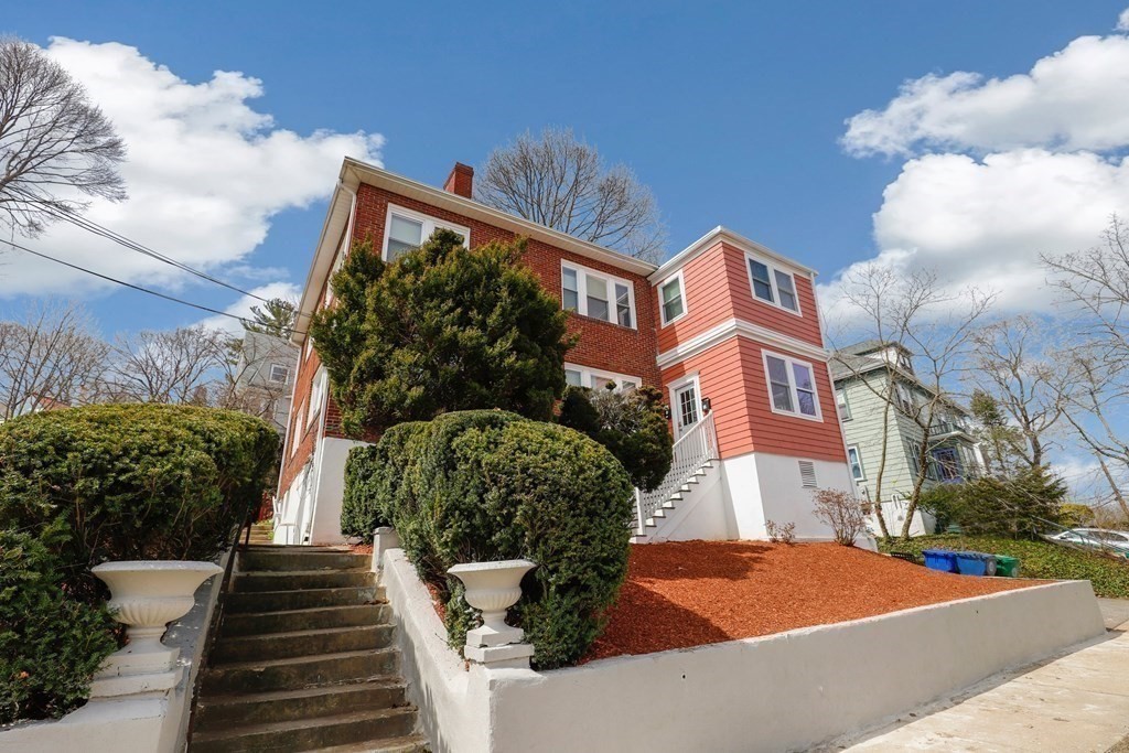 62 Algonquin Rd. #1a — photo
