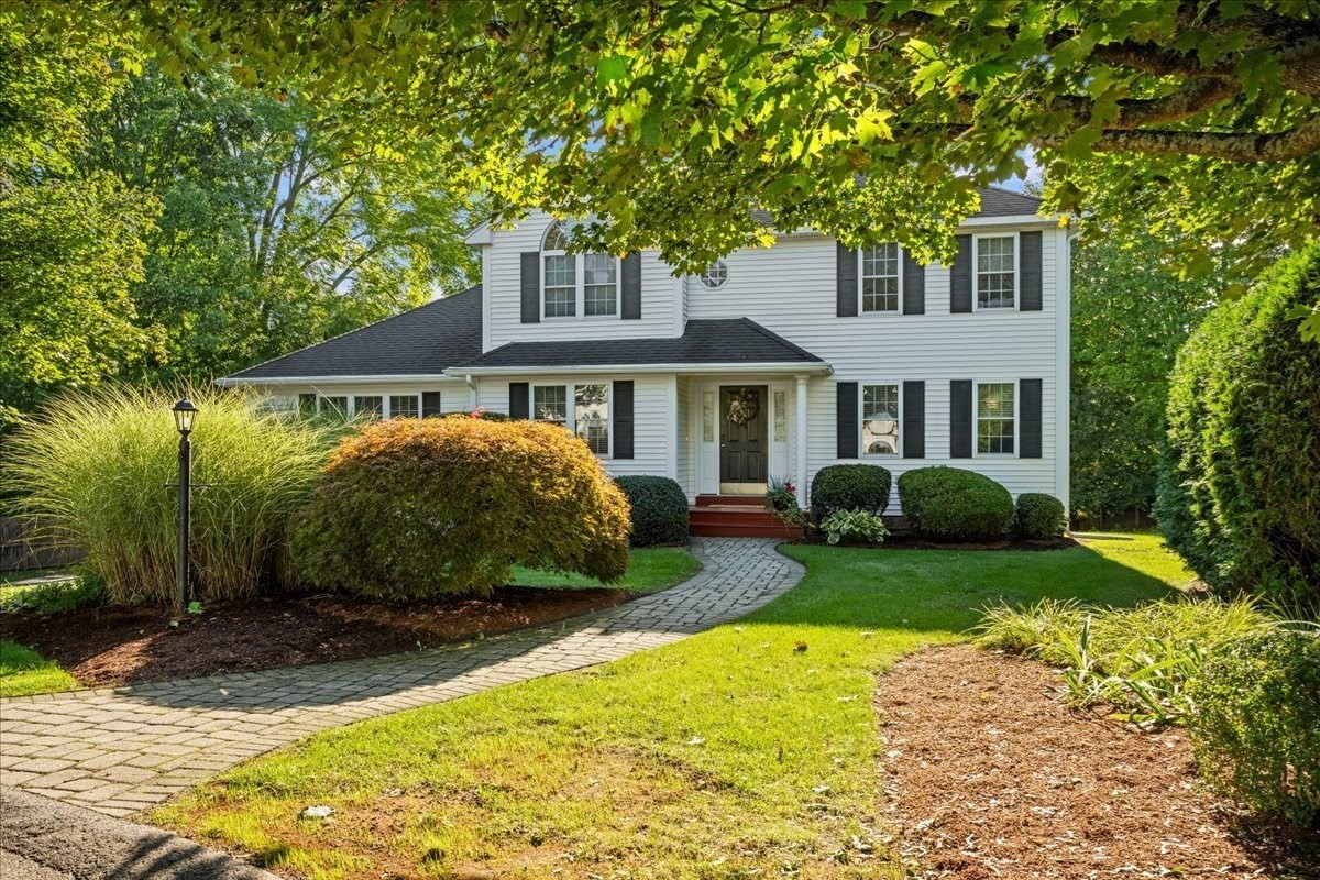 2 Gwen Dr — photo