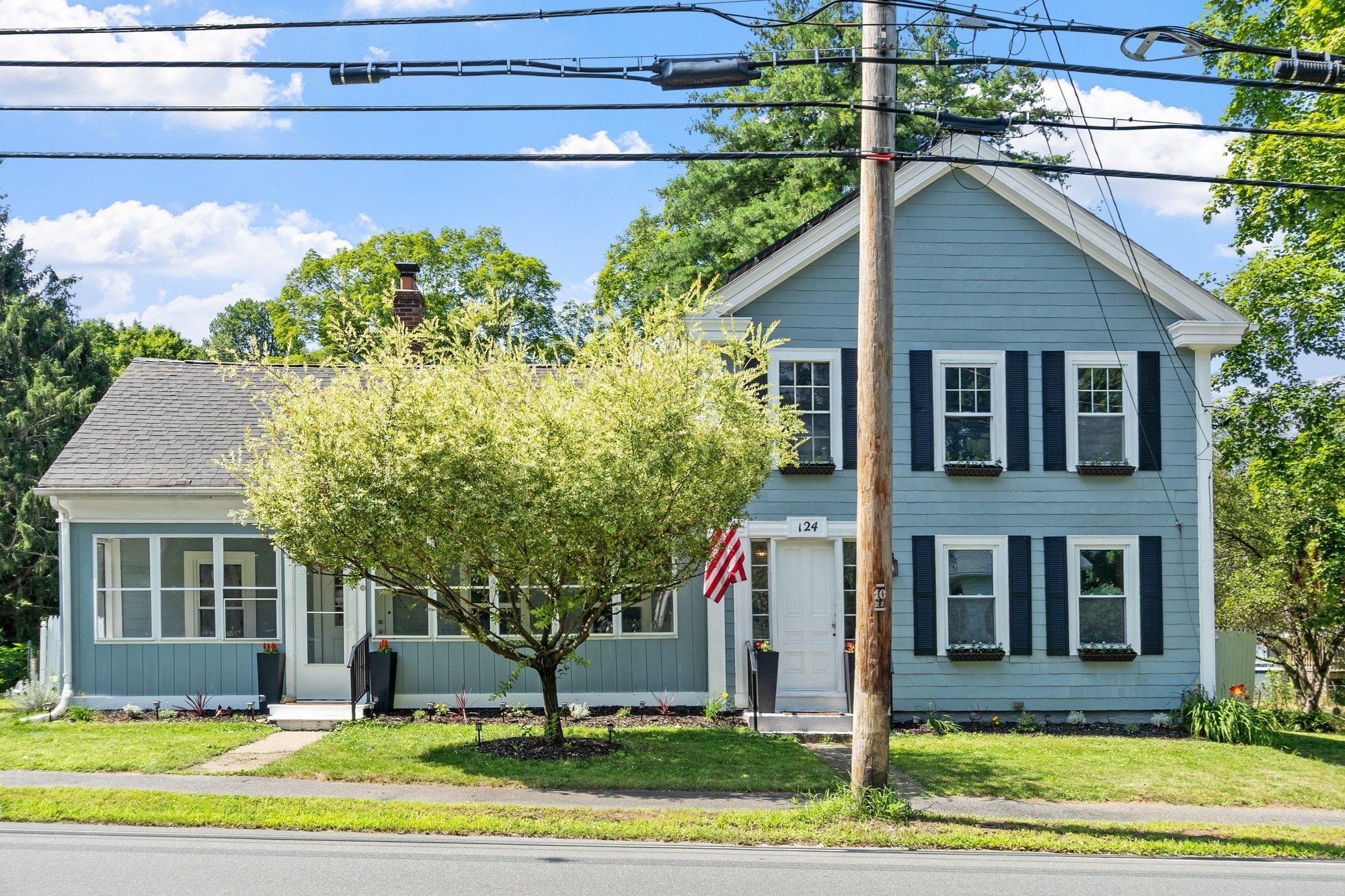 124 Southbridge Rd — photo