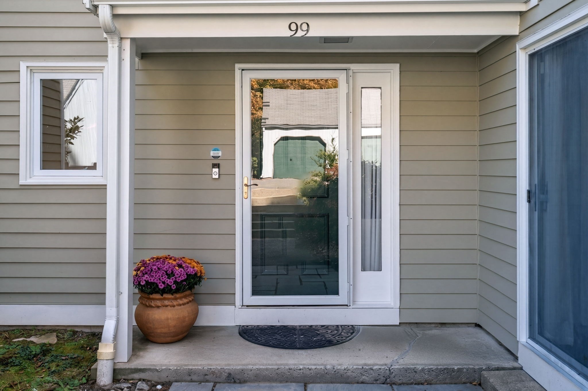99 Fifer Lane #99 — photo