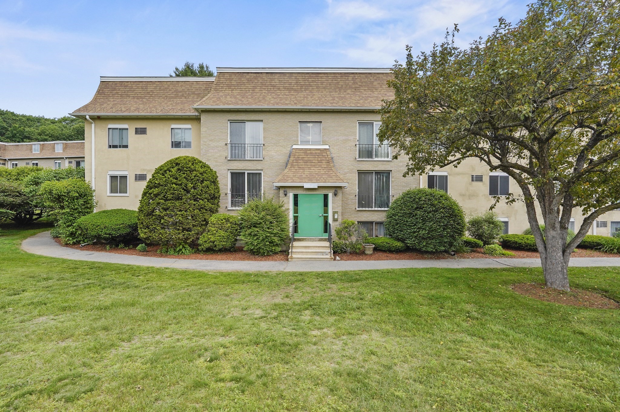 220 Swanson Road #605 — photo