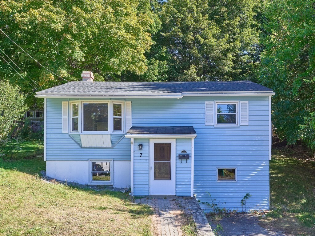 7 Jackson Street, Ayer, MA 01432 — photo 2