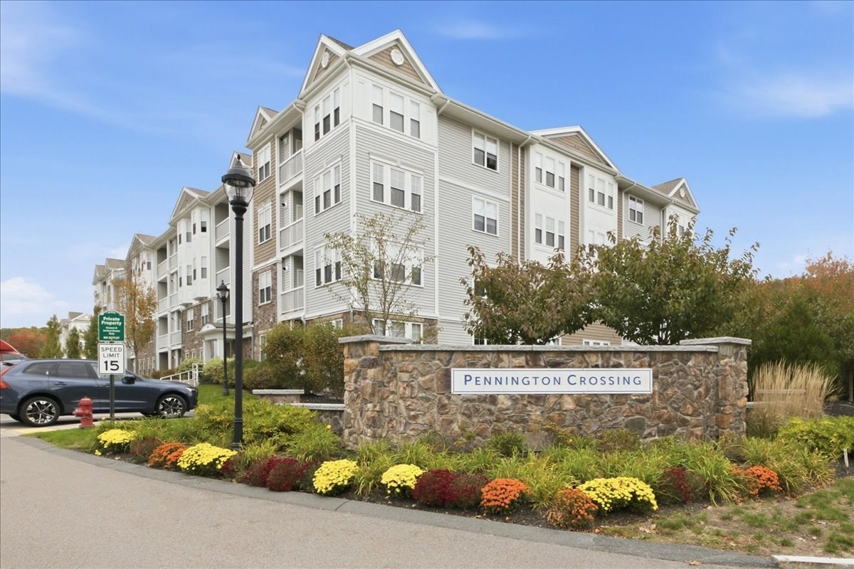 1306 Pennington Drive #1306 — photo