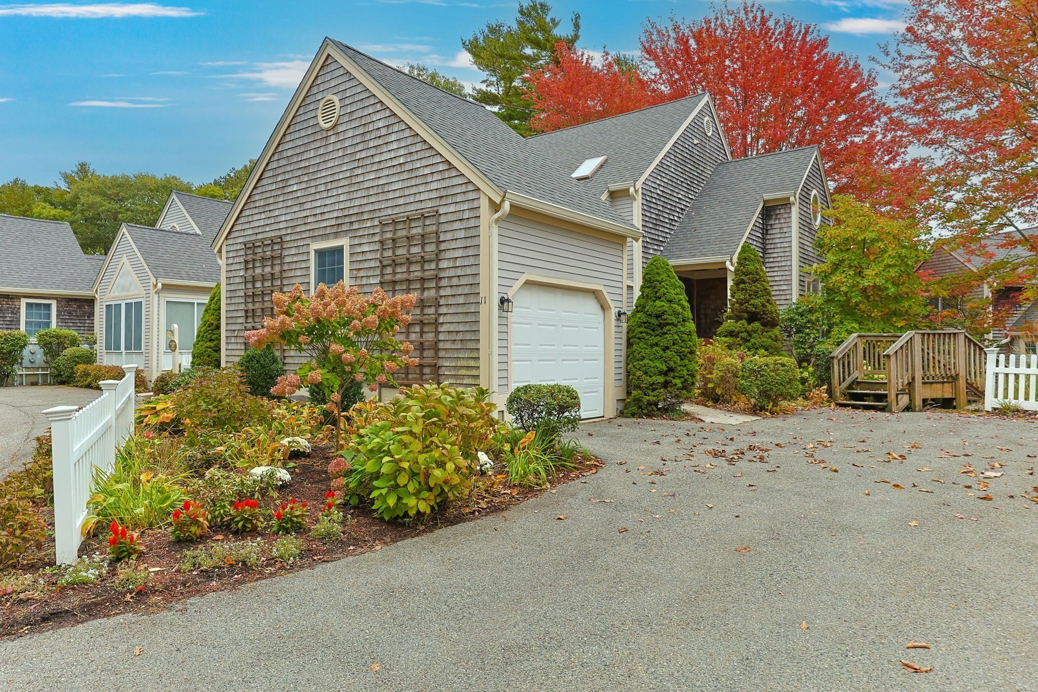11 Gold Leaf Ln #11 — photo