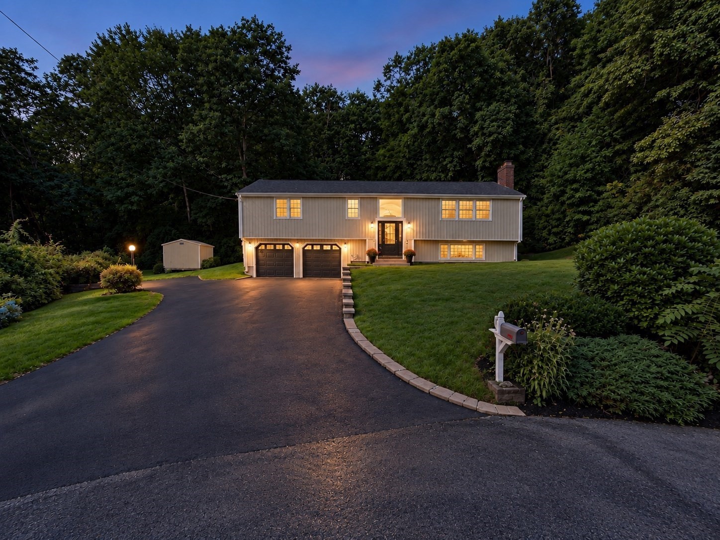 9 Pavia Place — photo