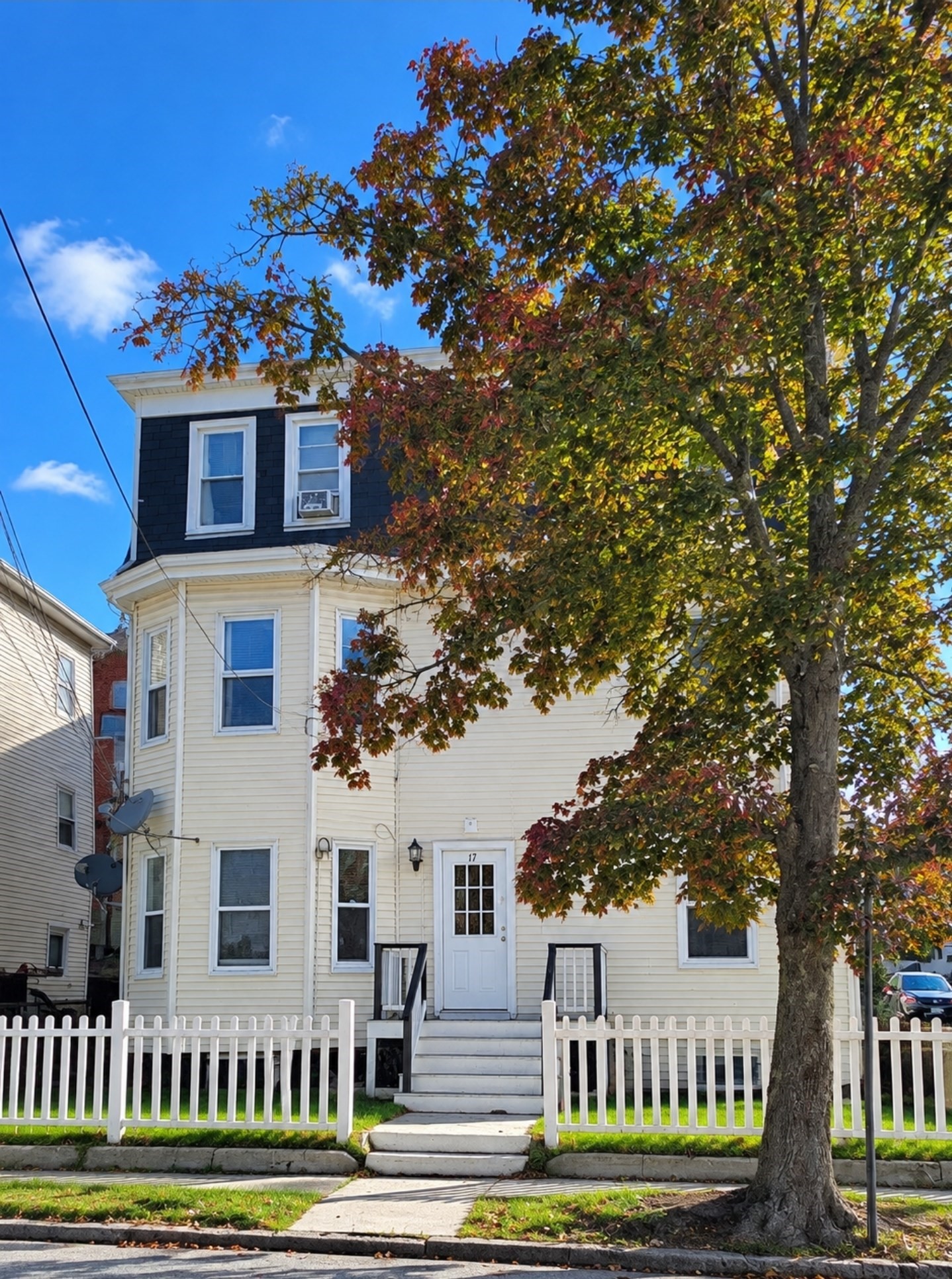 17 Warren St #1 — photo