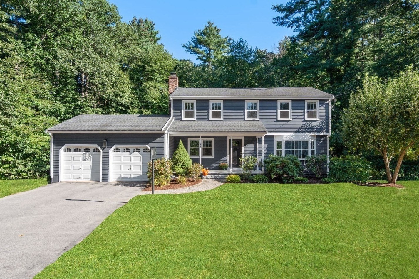 45 Woodmere Dr — photo