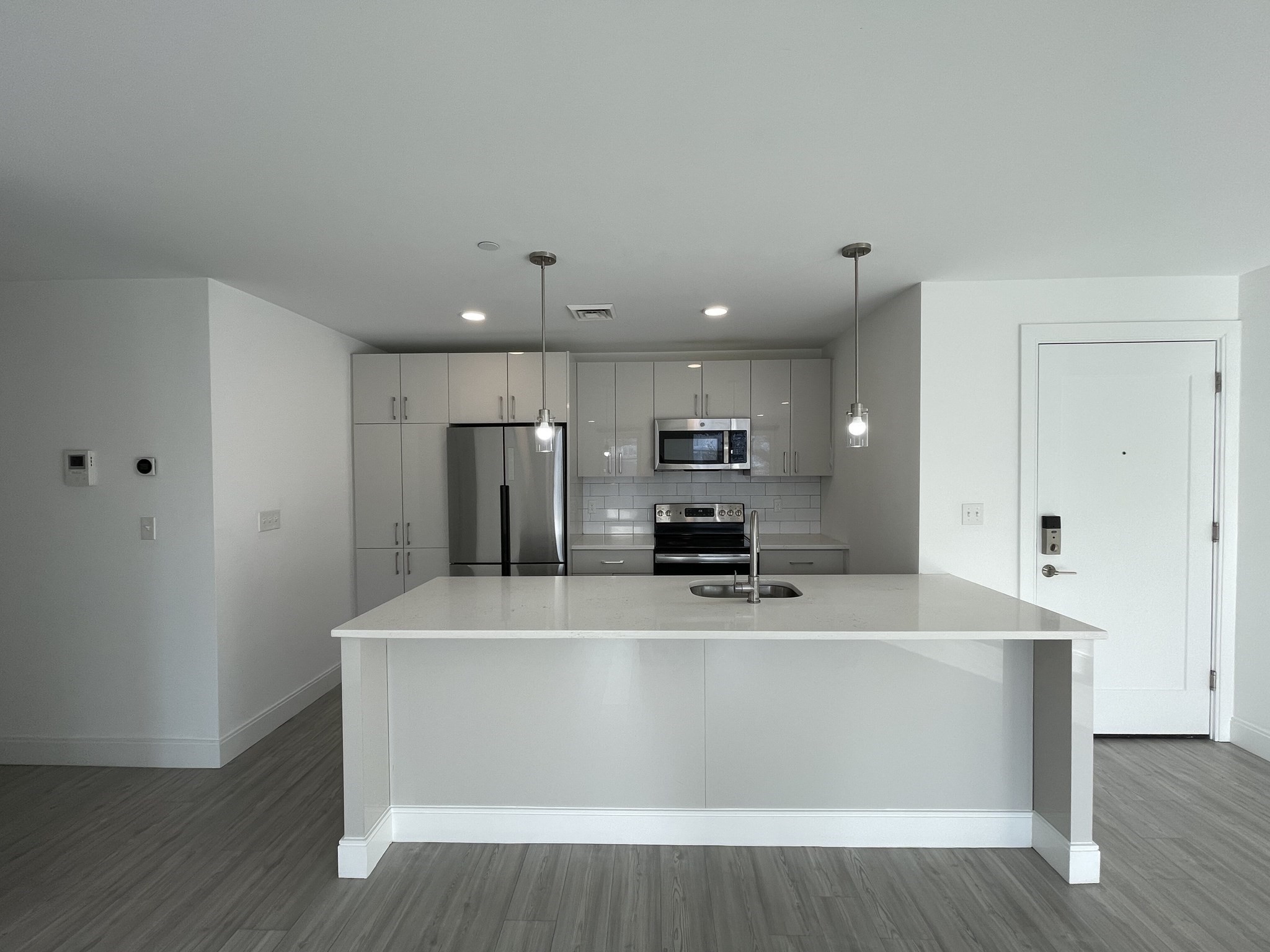 42 North Beacon St #306 — photo