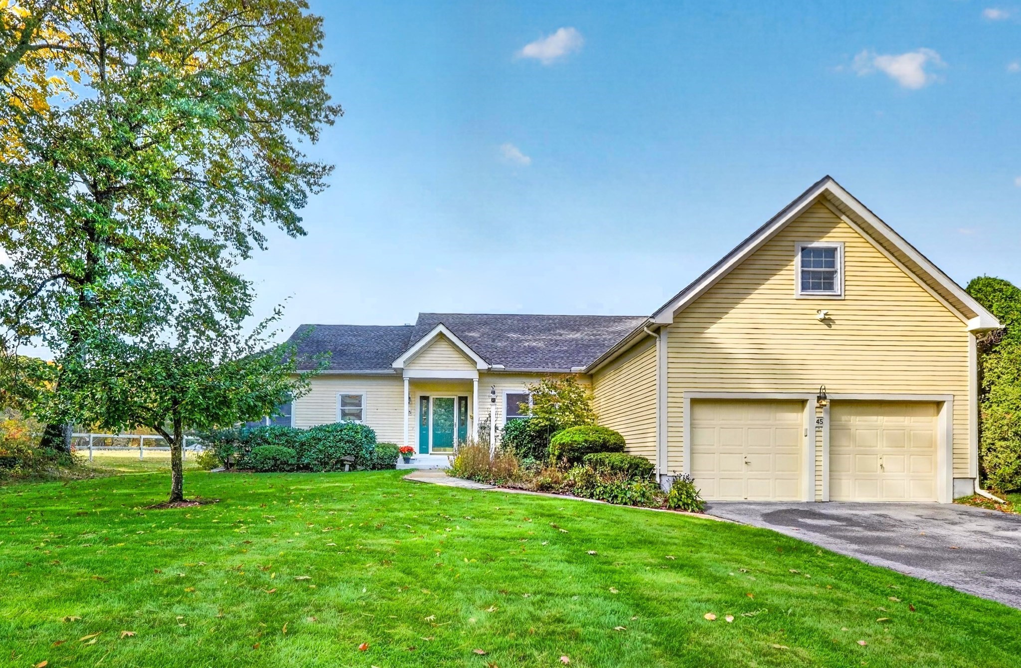 45 Pickman Dr #45 — photo