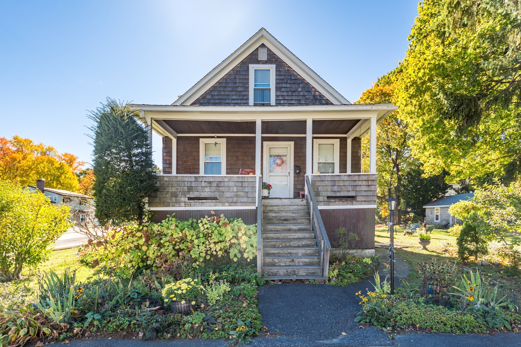35 Guild Road, Framingham, MA 01702