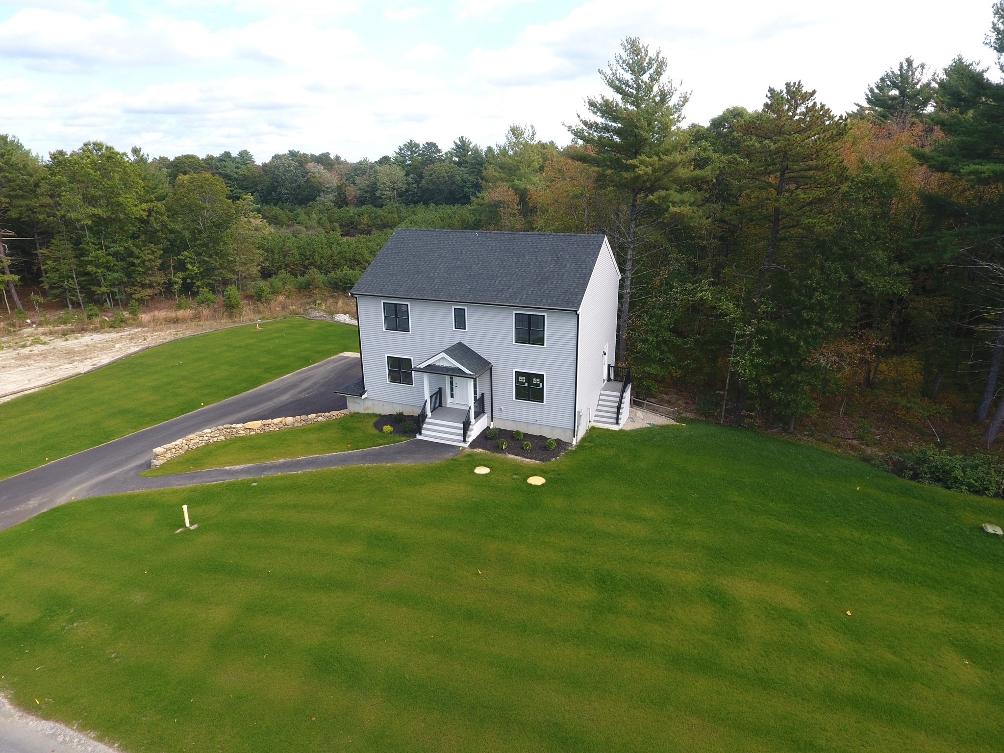 10 Boxberry Lane — photo