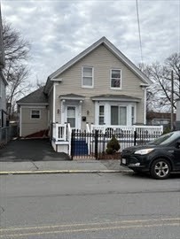 57 Bodwell St — photo