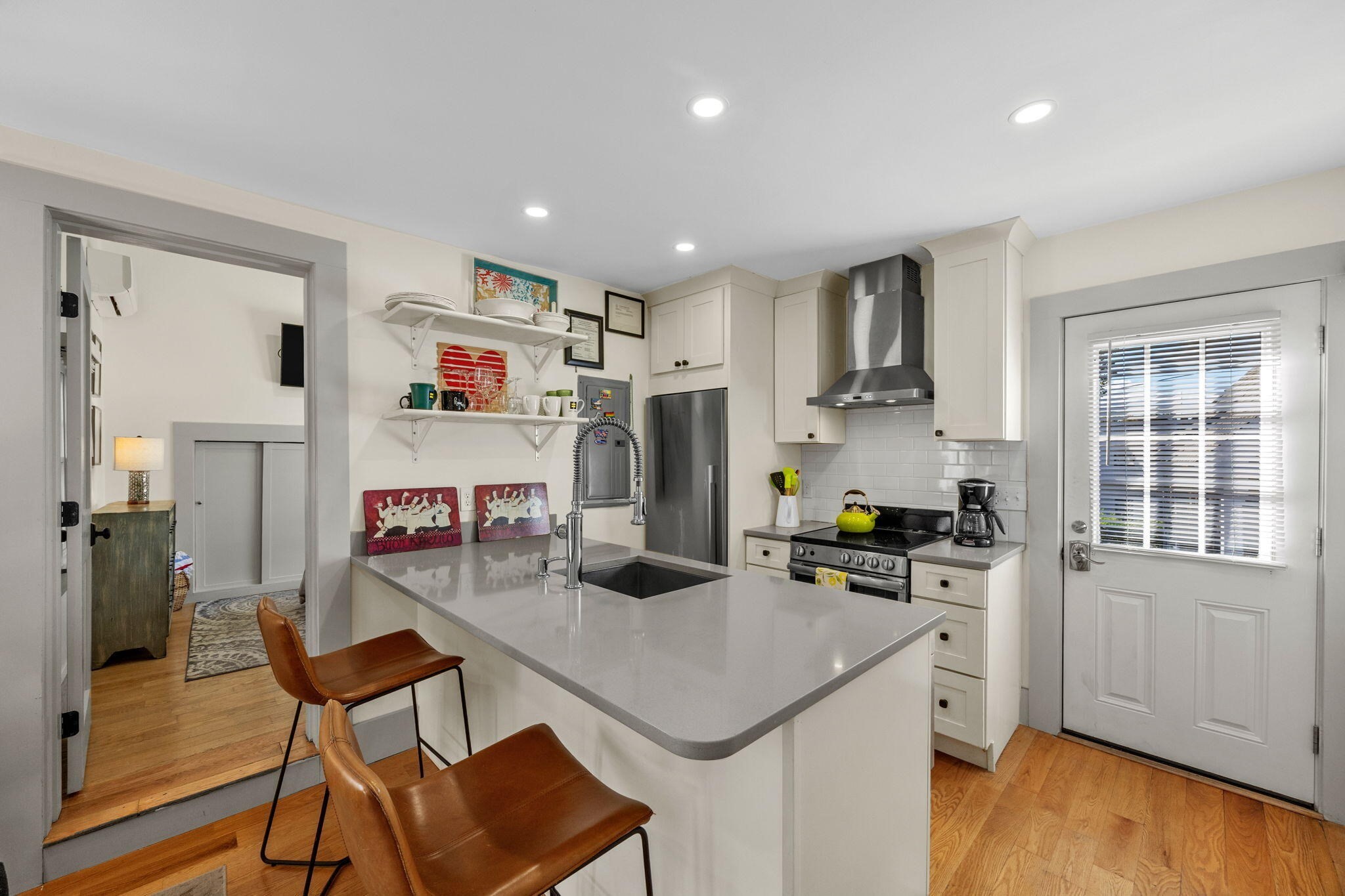 233 Bradford Street Unit 9 — photo