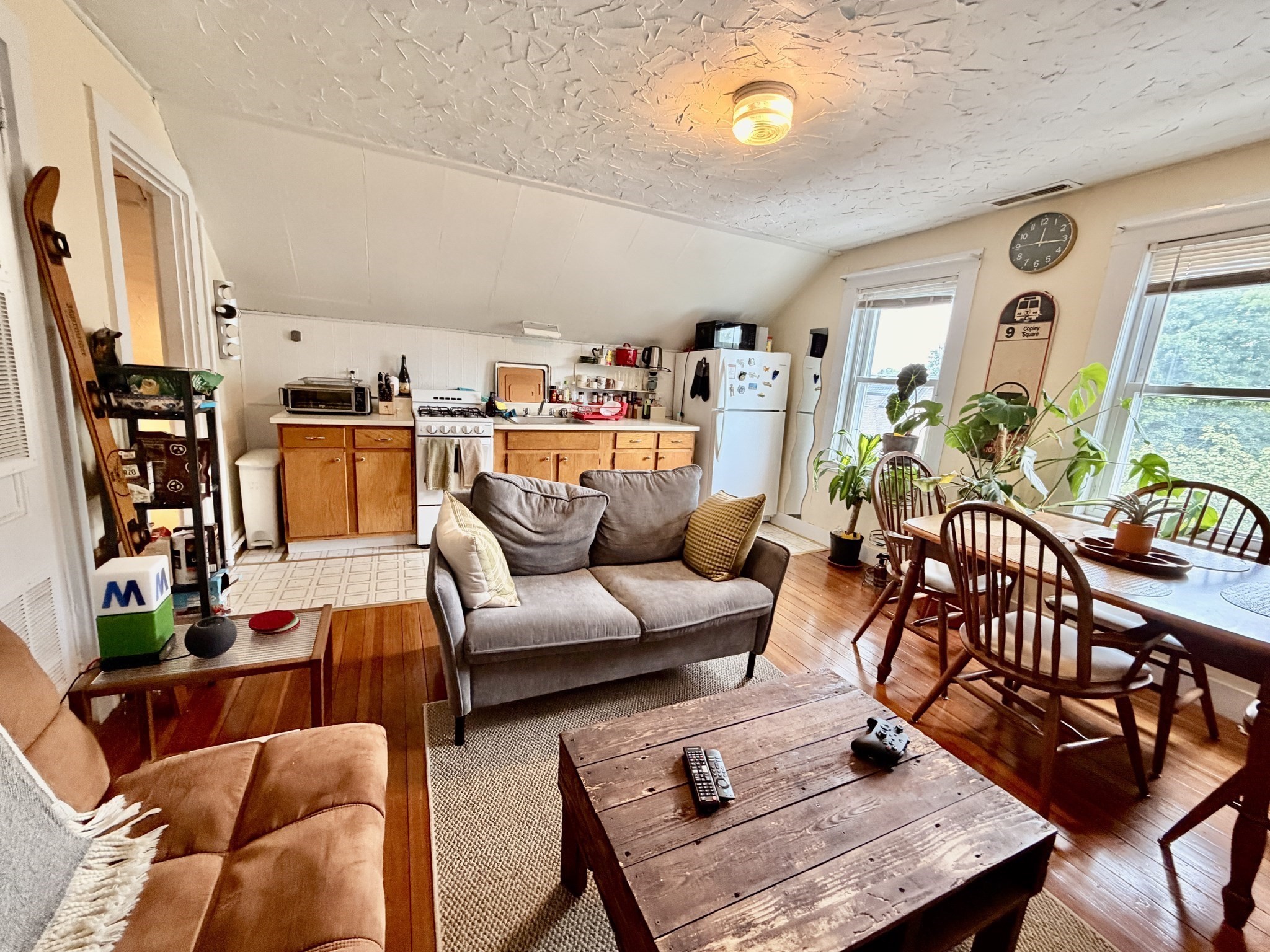 35 Danforth St #3 — photo
