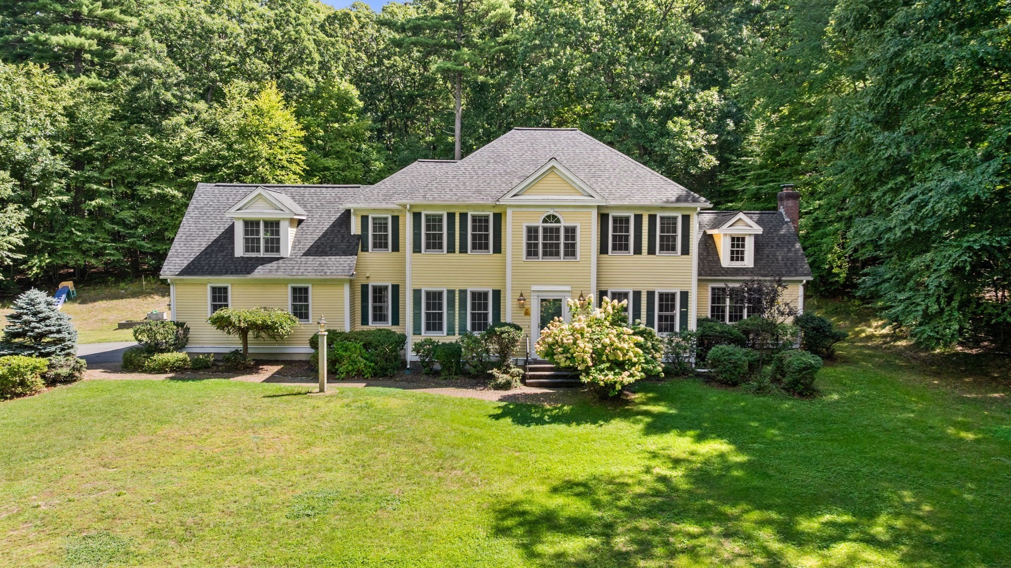 101 Schoolhouse Ln — photo