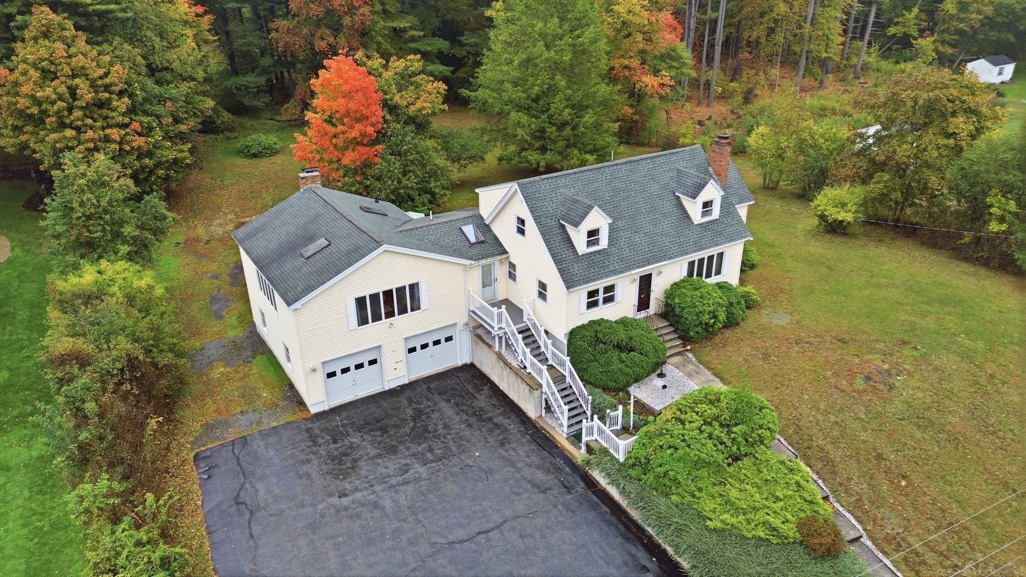 15 Regis Rd — photo