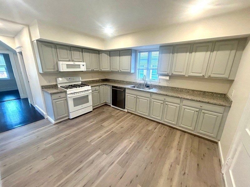 39 Billings Ave #2 — photo