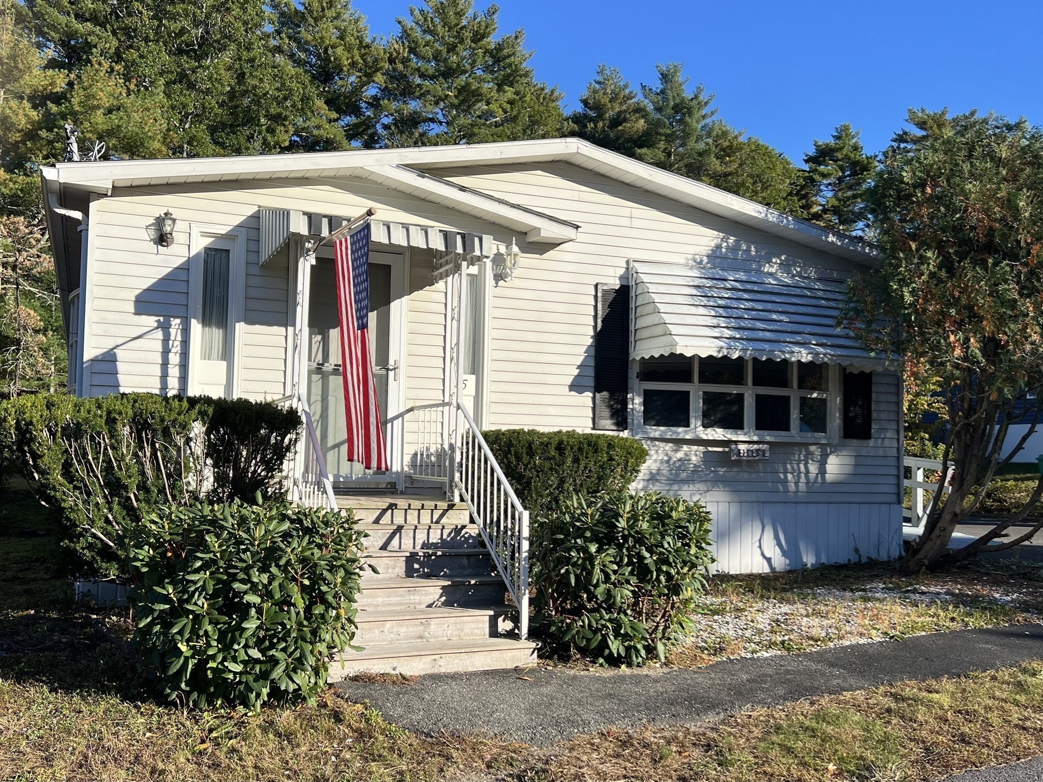 5 Truman — photo