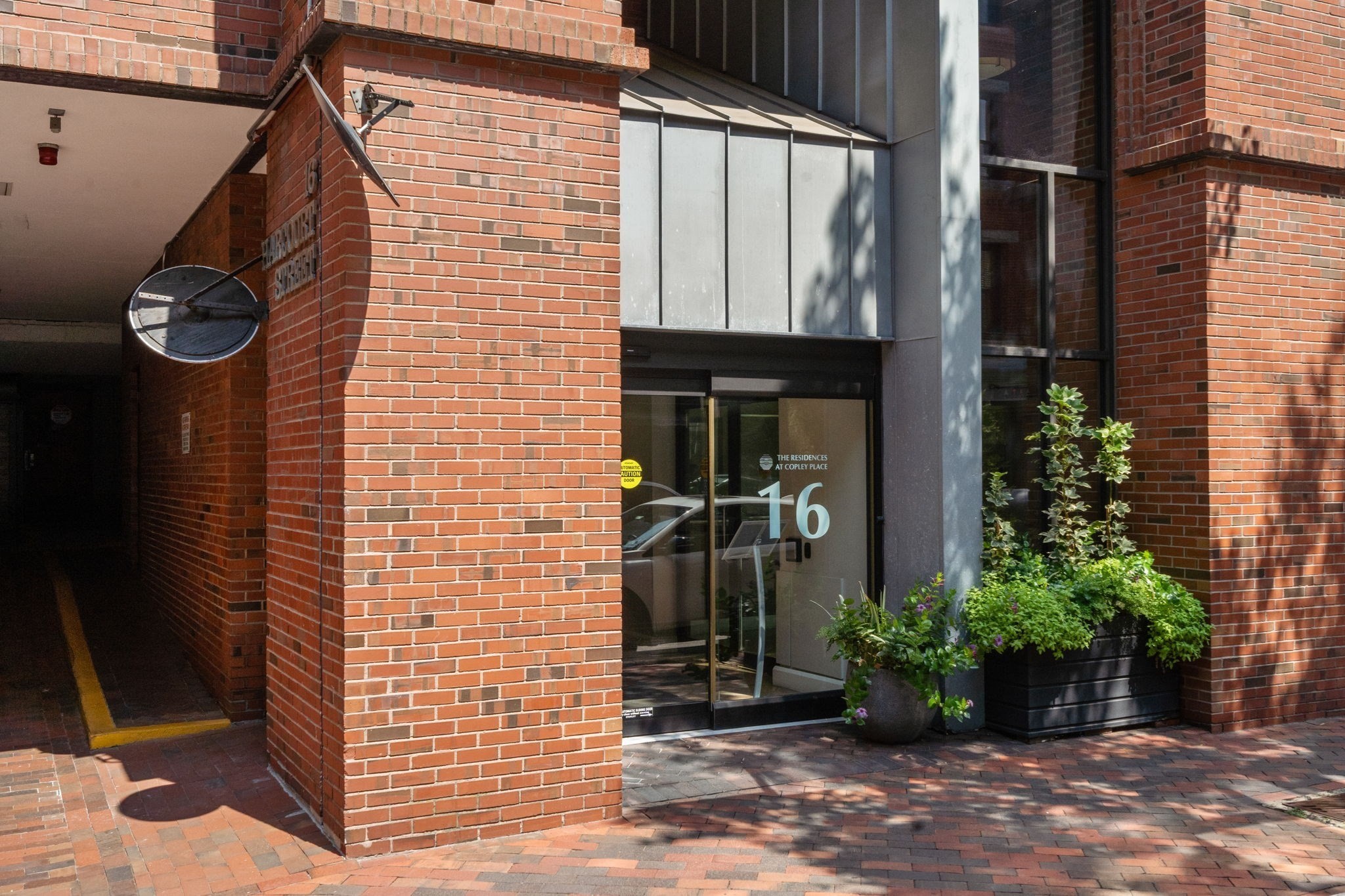 16 Harcourt Street #5G — photo
