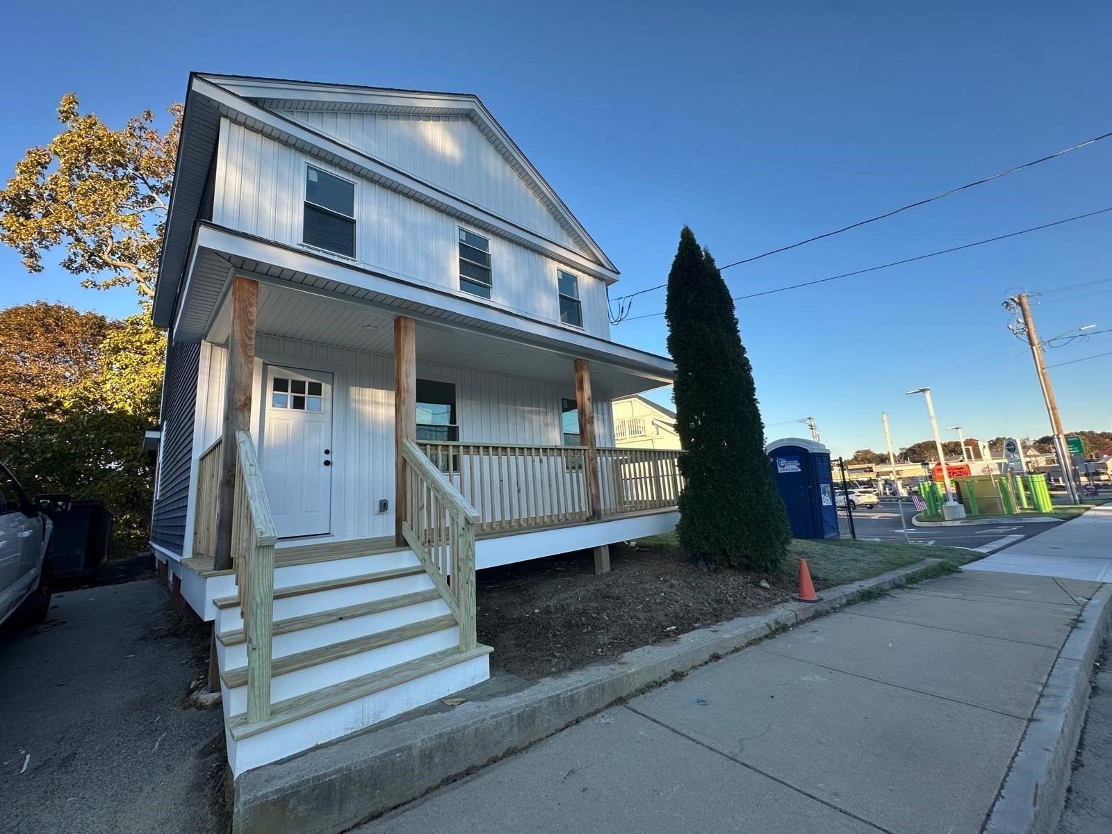 8 Thompson Road, Webster, MA 01570 — photo 2