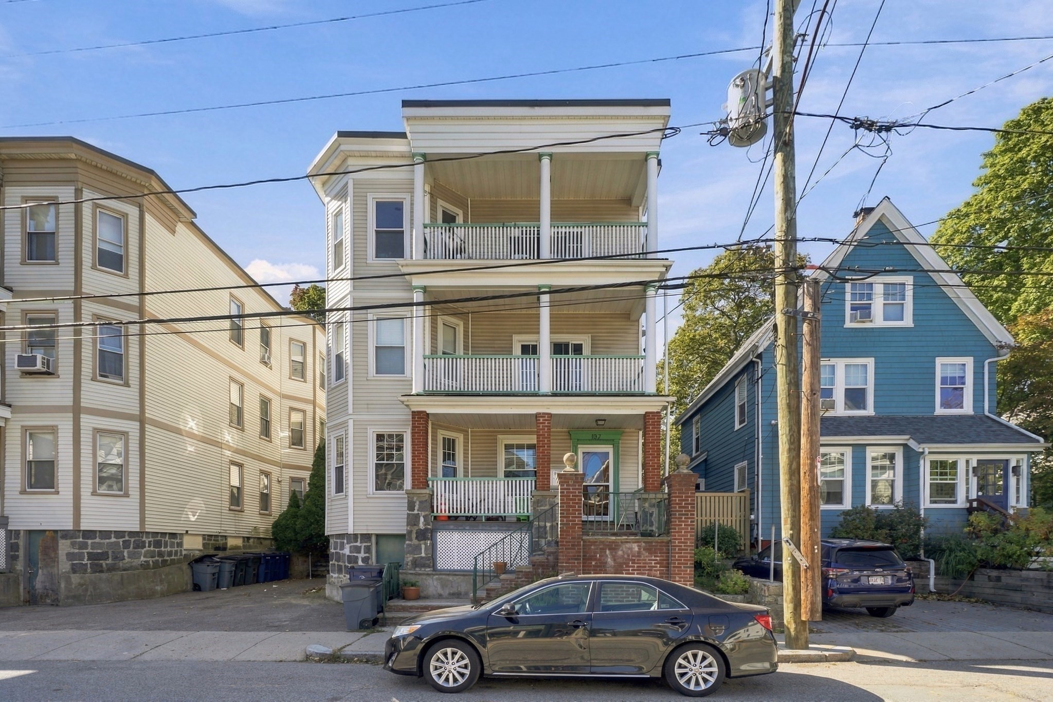 137 Poplar St #1 — photo