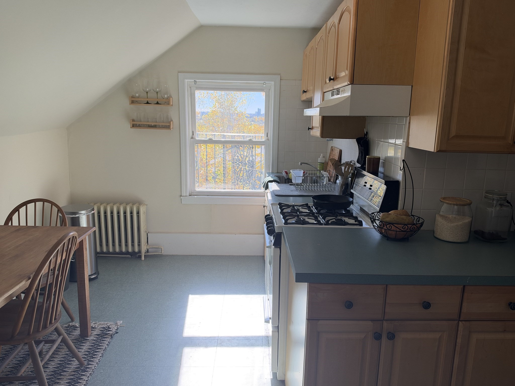 10 Summit Ave #6 — photo