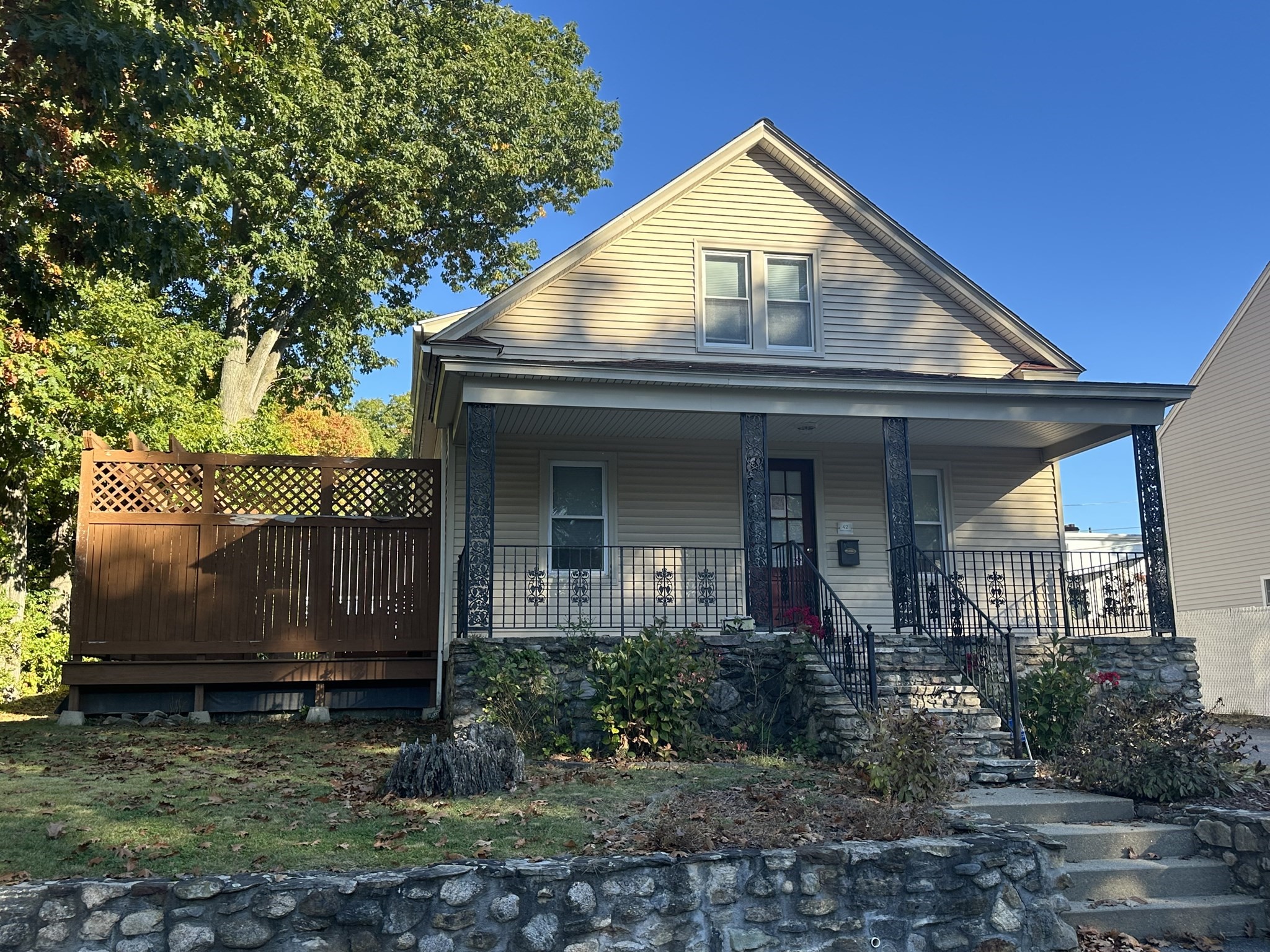 42 Ernest Ave — photo