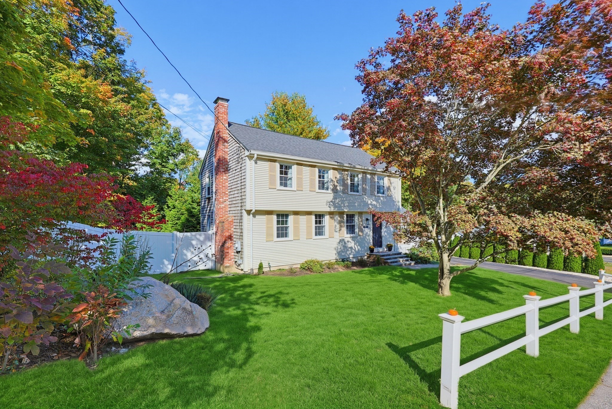 15 Calvin Rd — photo