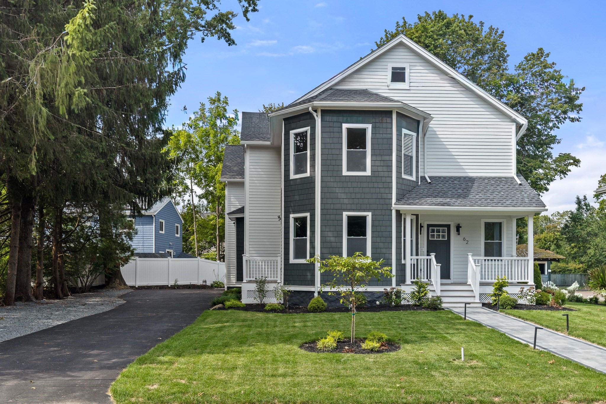 62. Summit Ave — photo