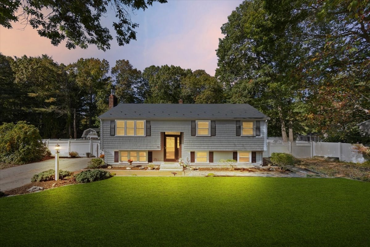 33 Lantern Ln — photo