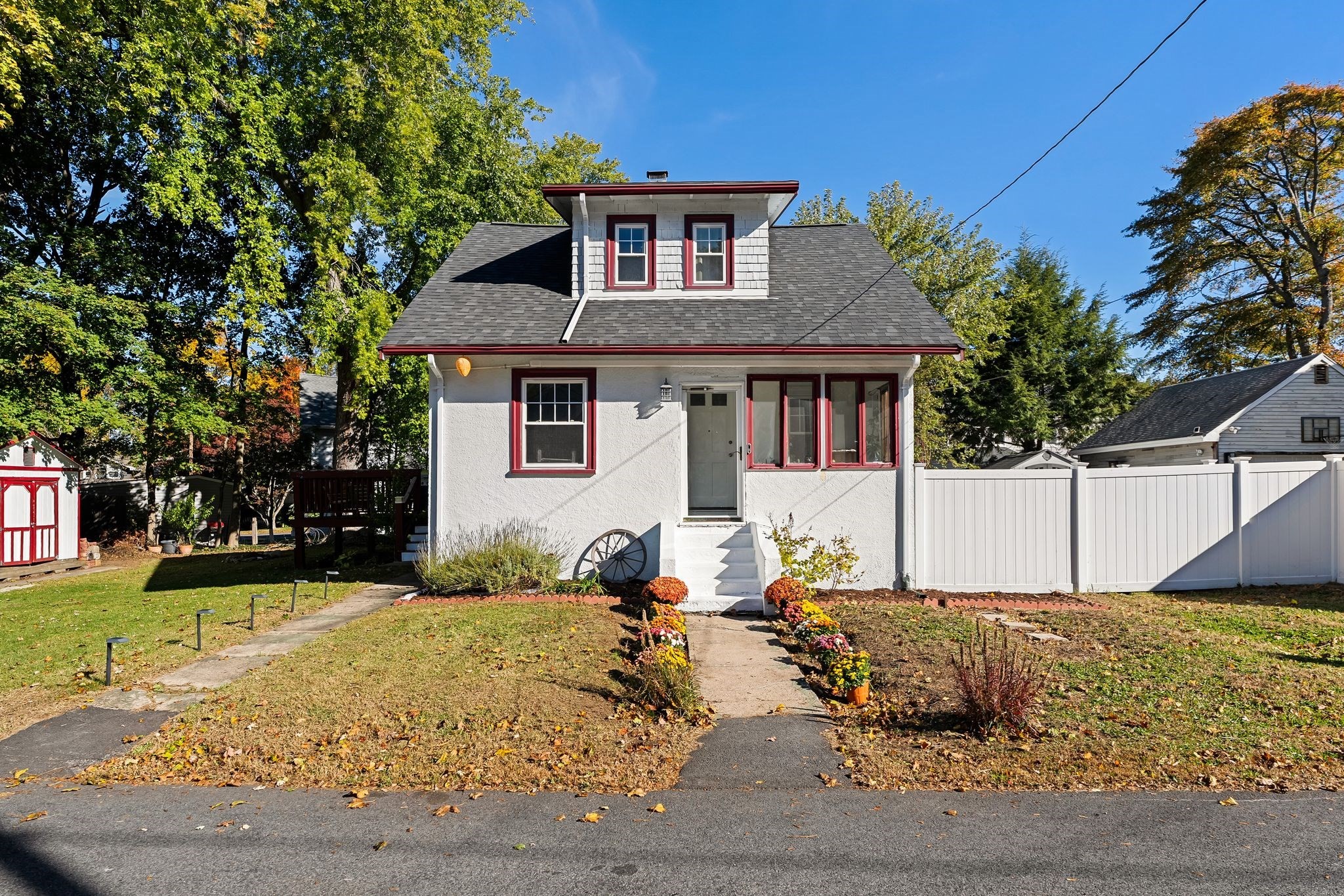 23 Fairview Avenue — photo