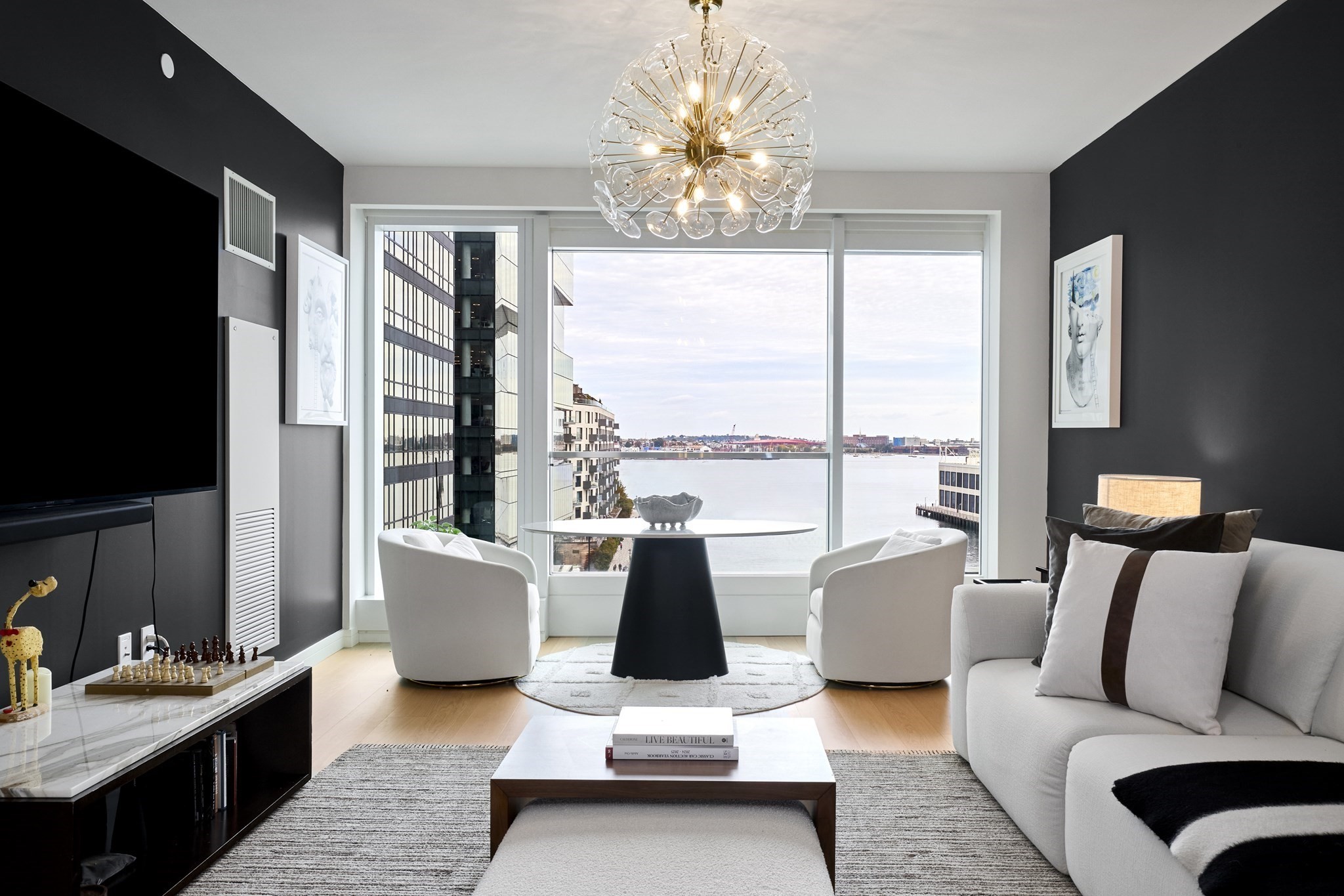 150 Seaport Blvd #8C — photo