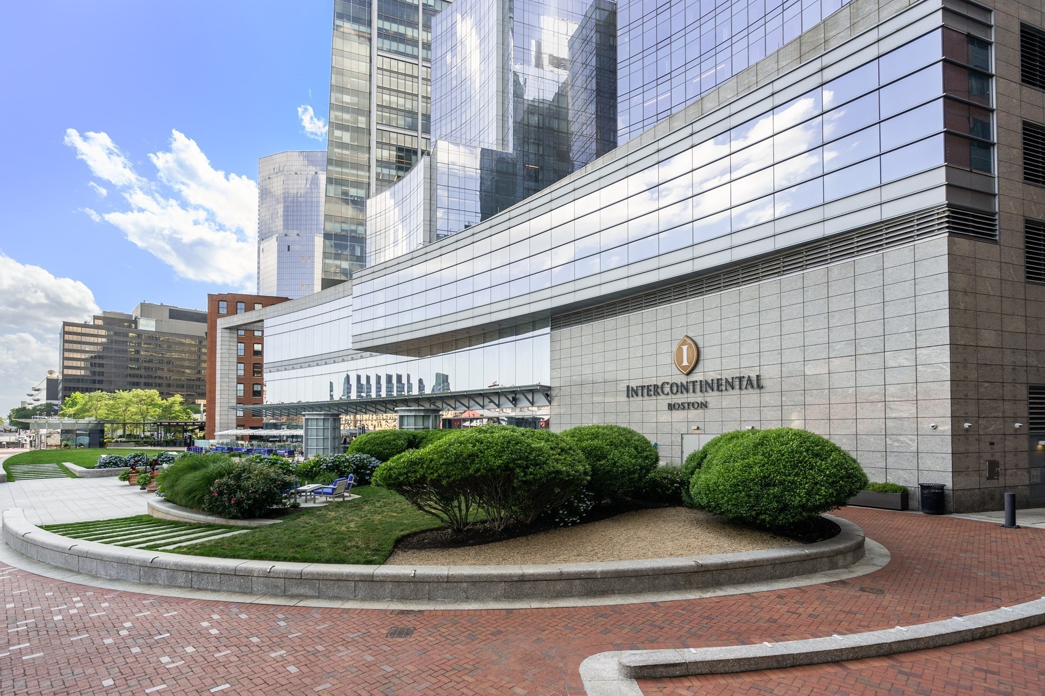 500 Atlantic Ave #21M — photo
