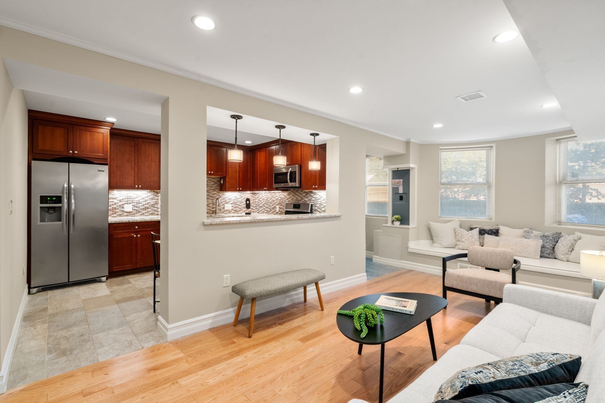 116 Pleasant St #B — photo