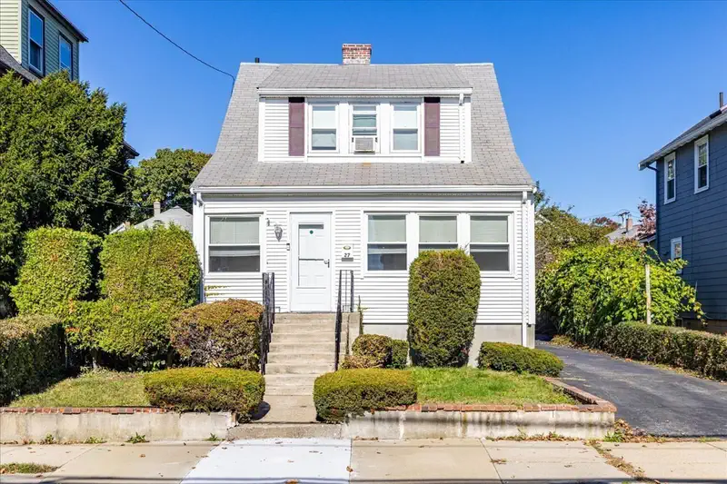 27 Stearns Ave — photo