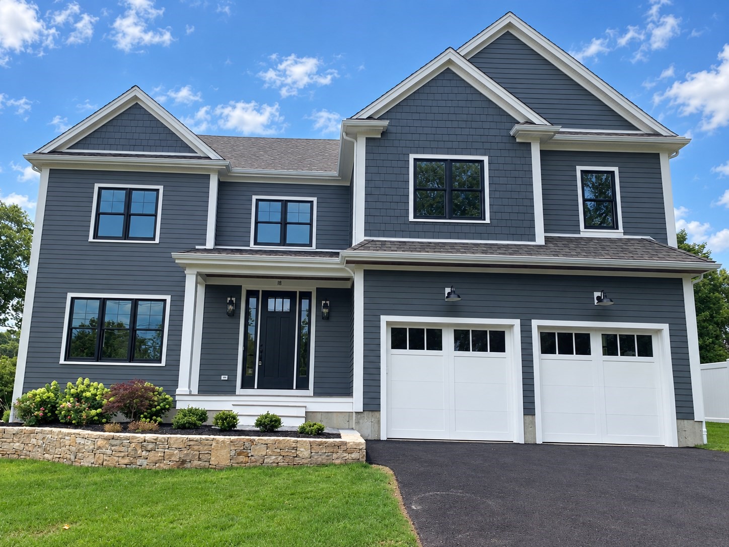 18 Avon Cir — photo