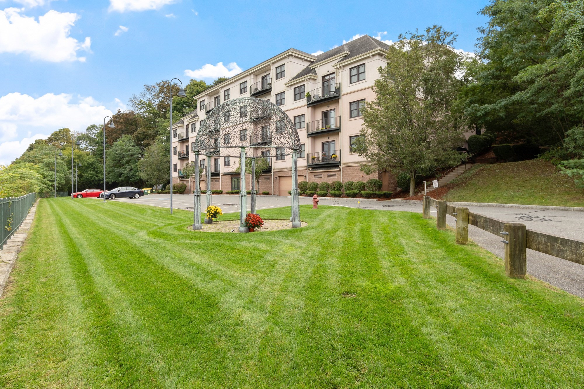 558 E Merrimack St #34 — photo