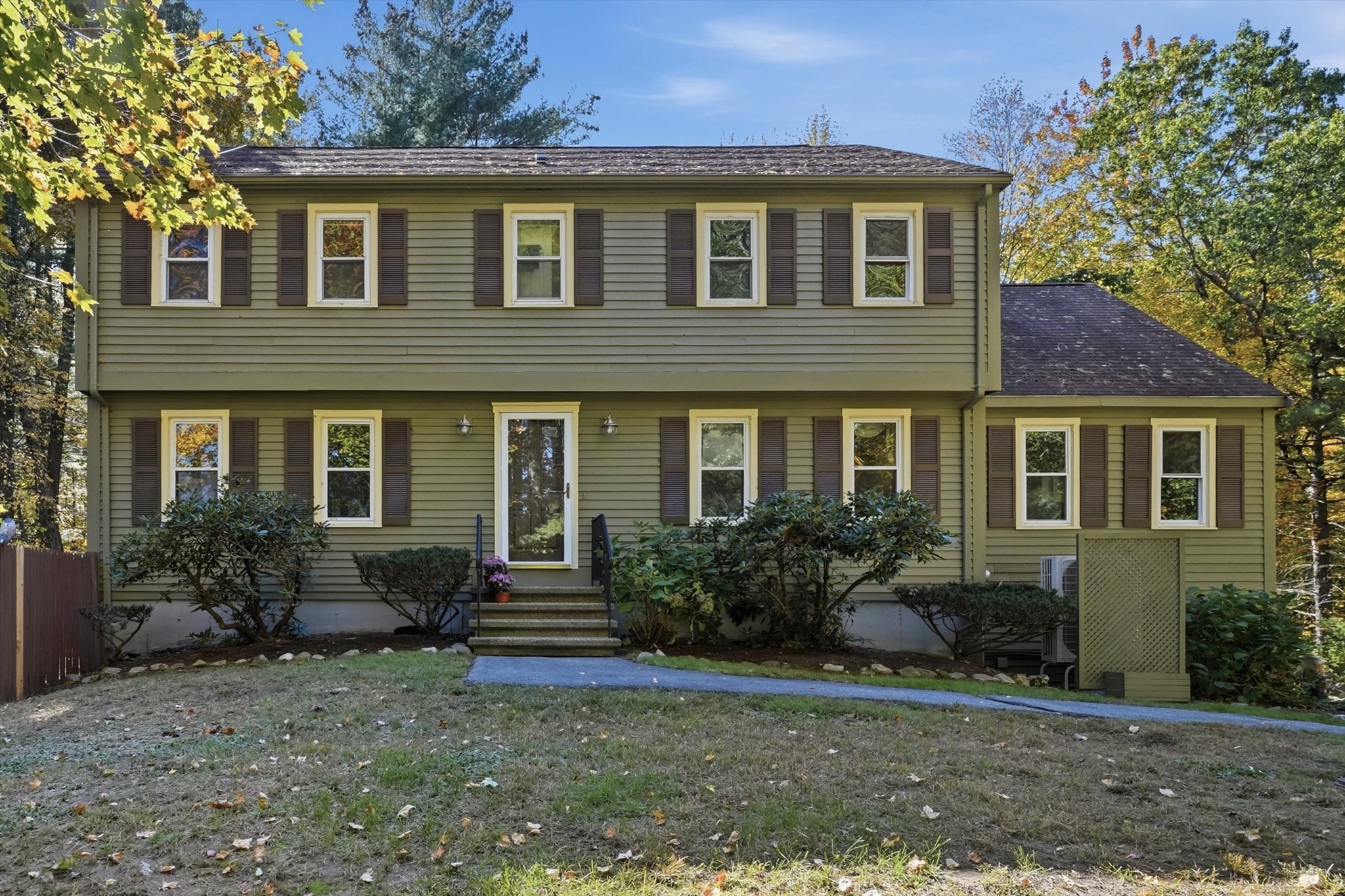 8 Montclair Ave — photo