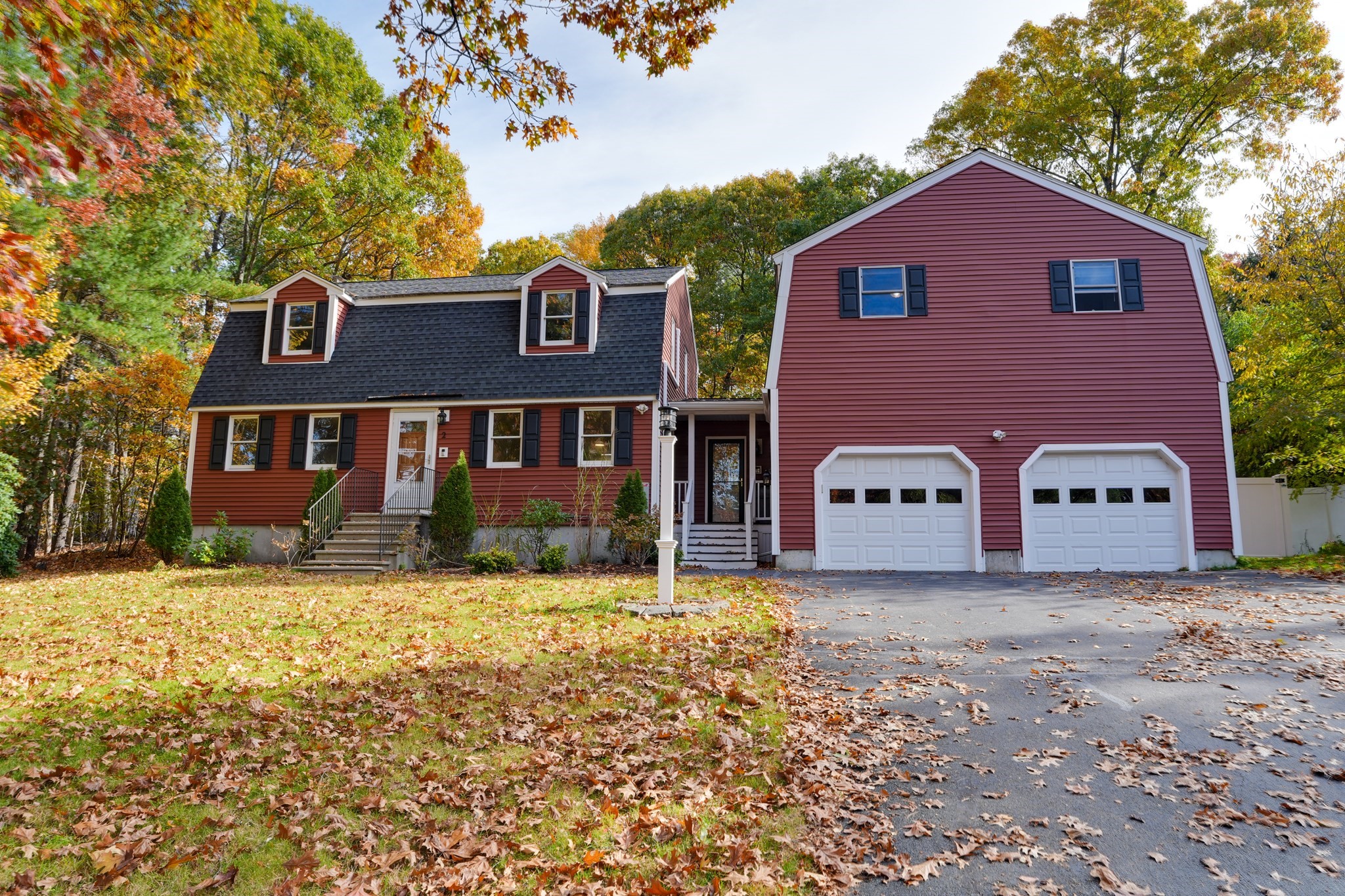 2 Stonehedge Circle — photo
