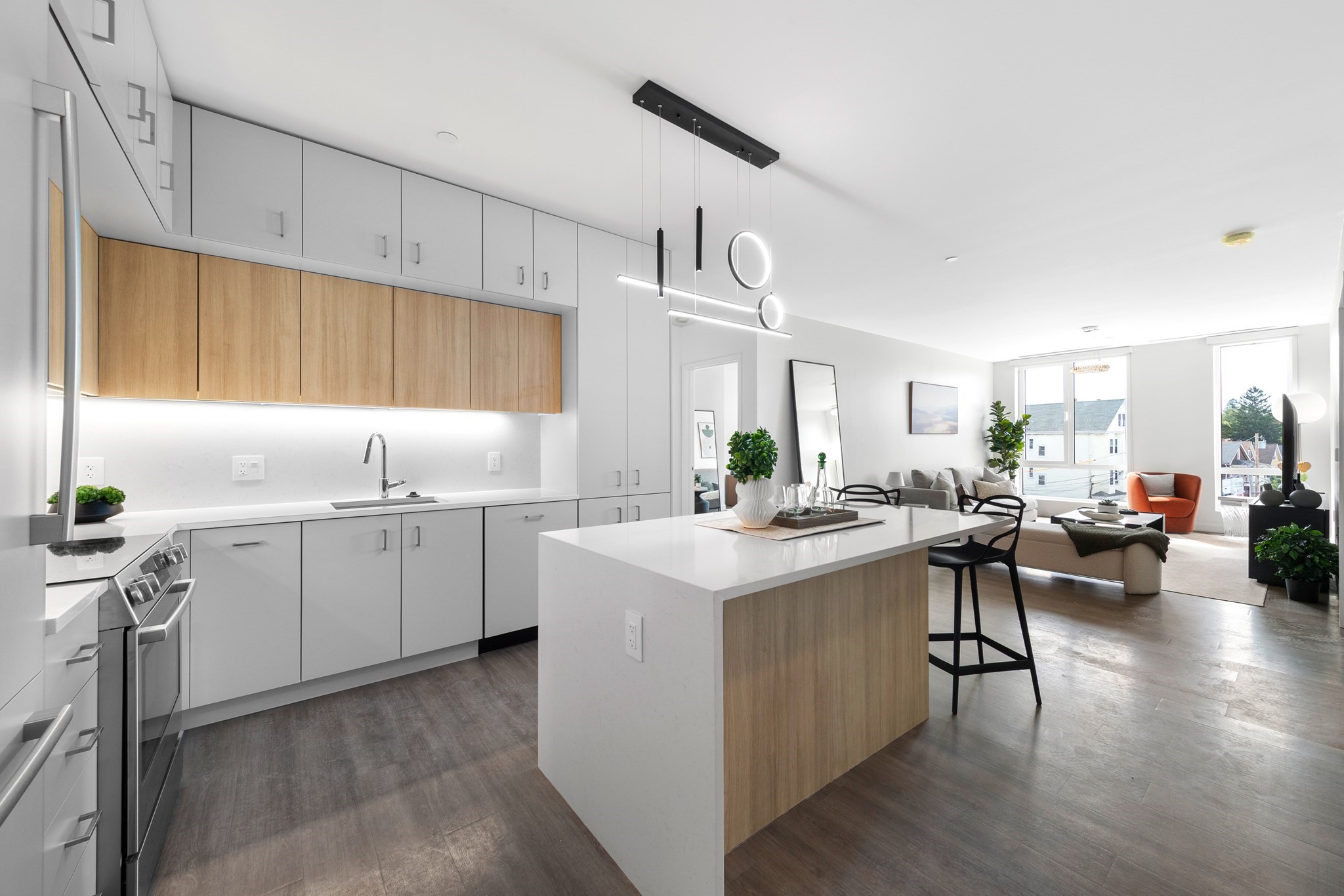 610 Hammond St #204 — photo
