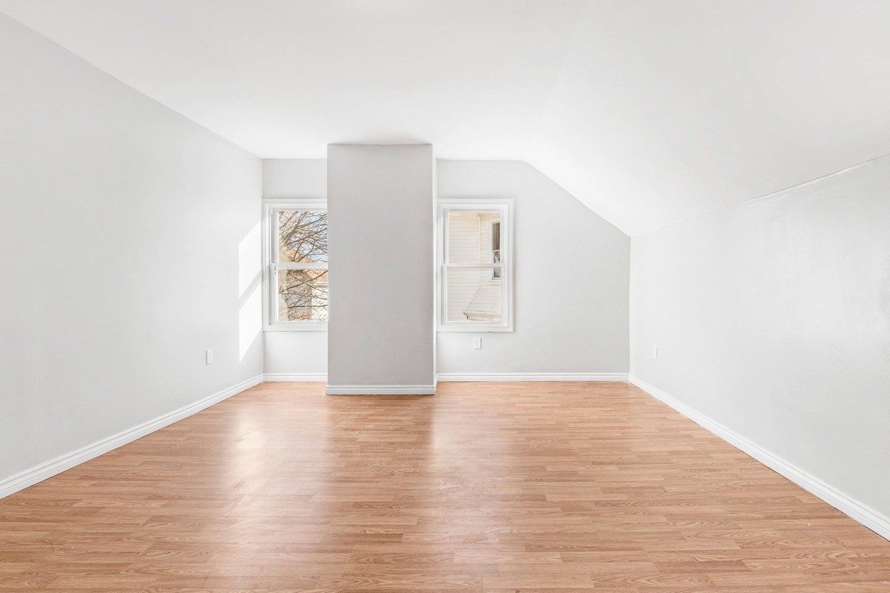 502 Fourth St #3 — photo