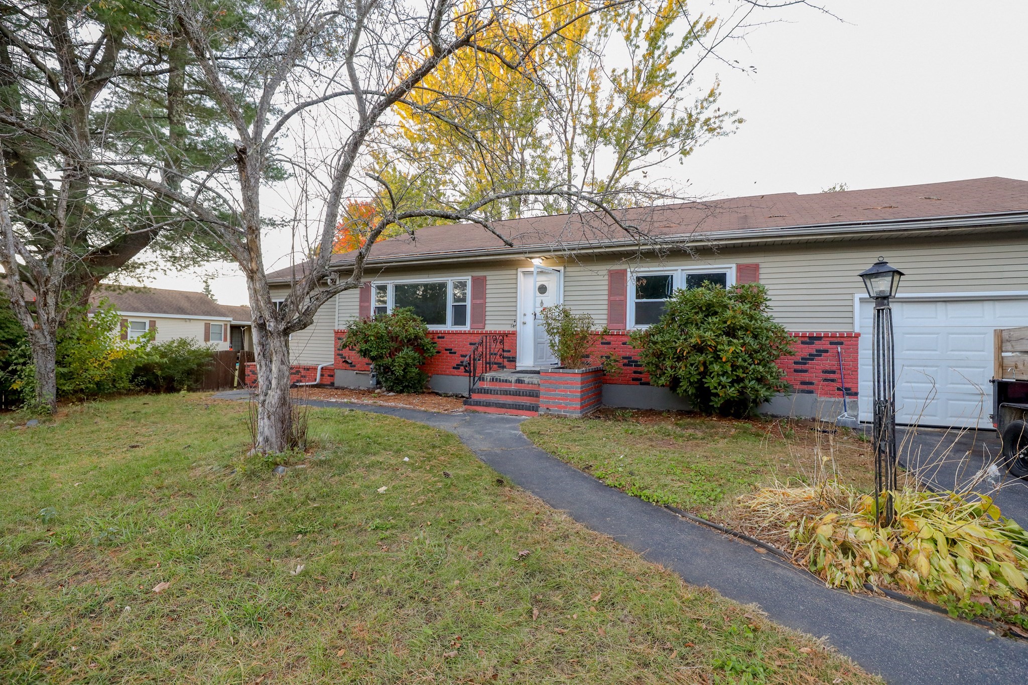 14 Janice Ave — photo