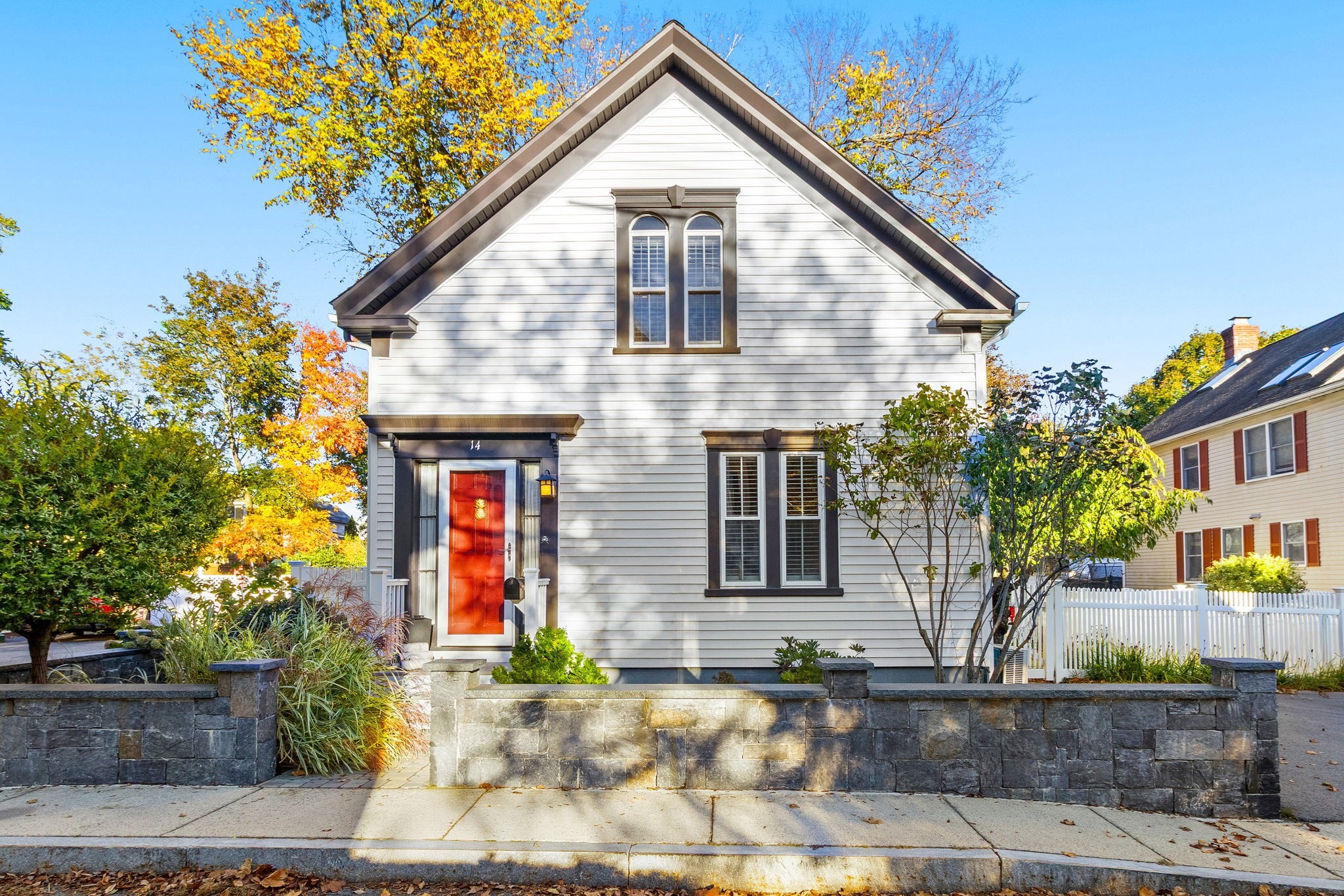14 Maple Street — photo