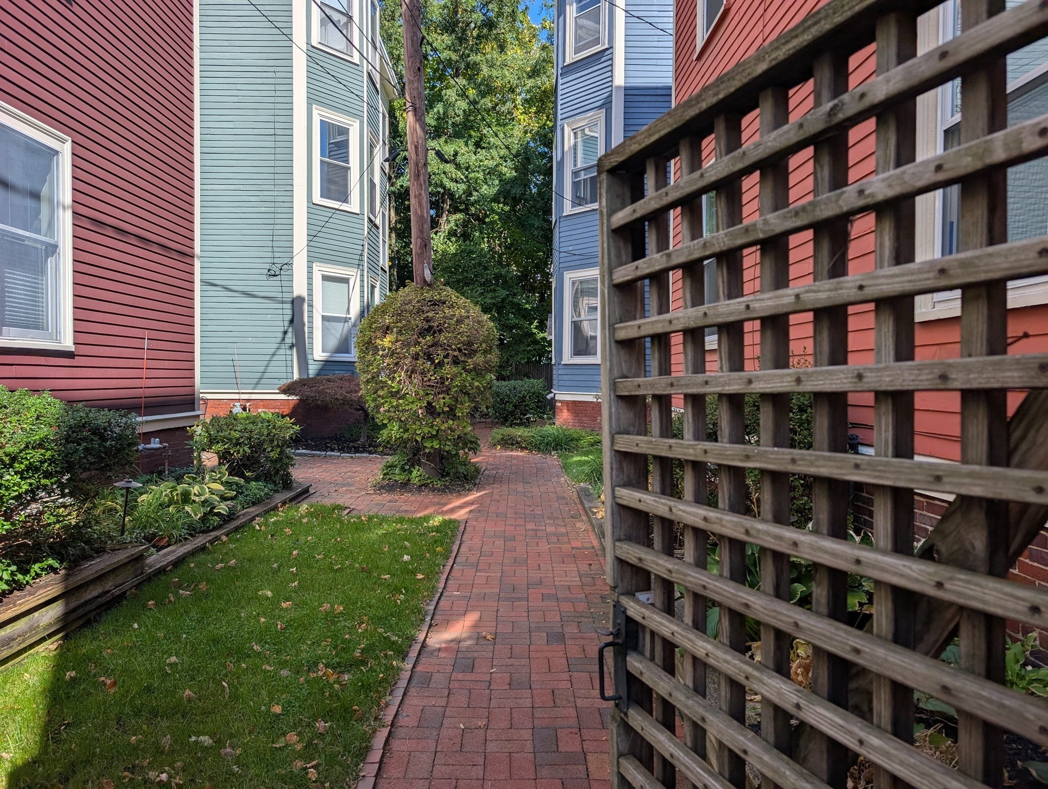 16-1/2 Magnolia Ave #2 — photo