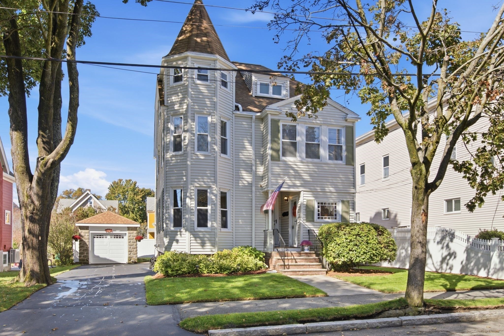 26 Tappan St — photo