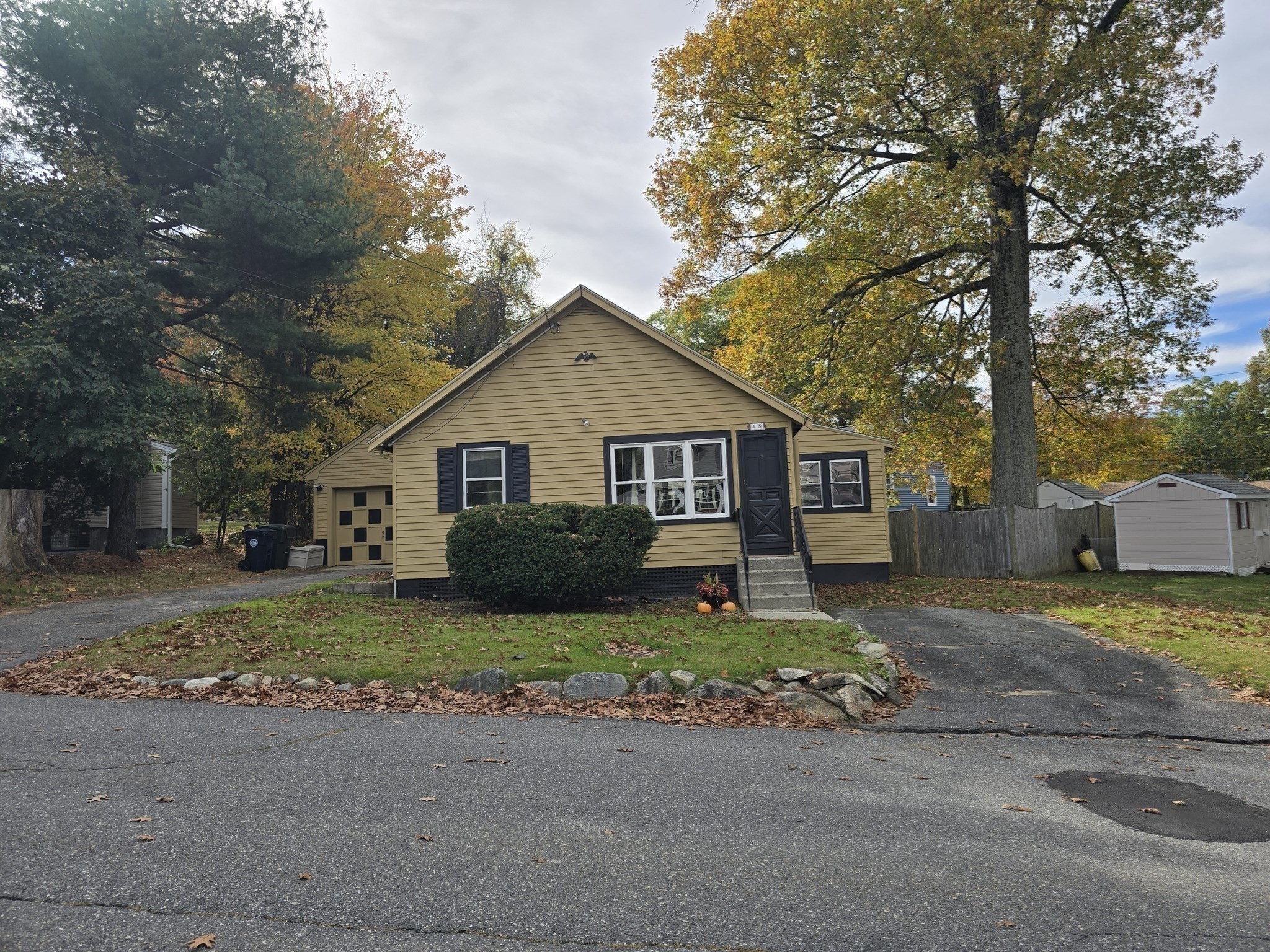 18 Amory Rd — photo