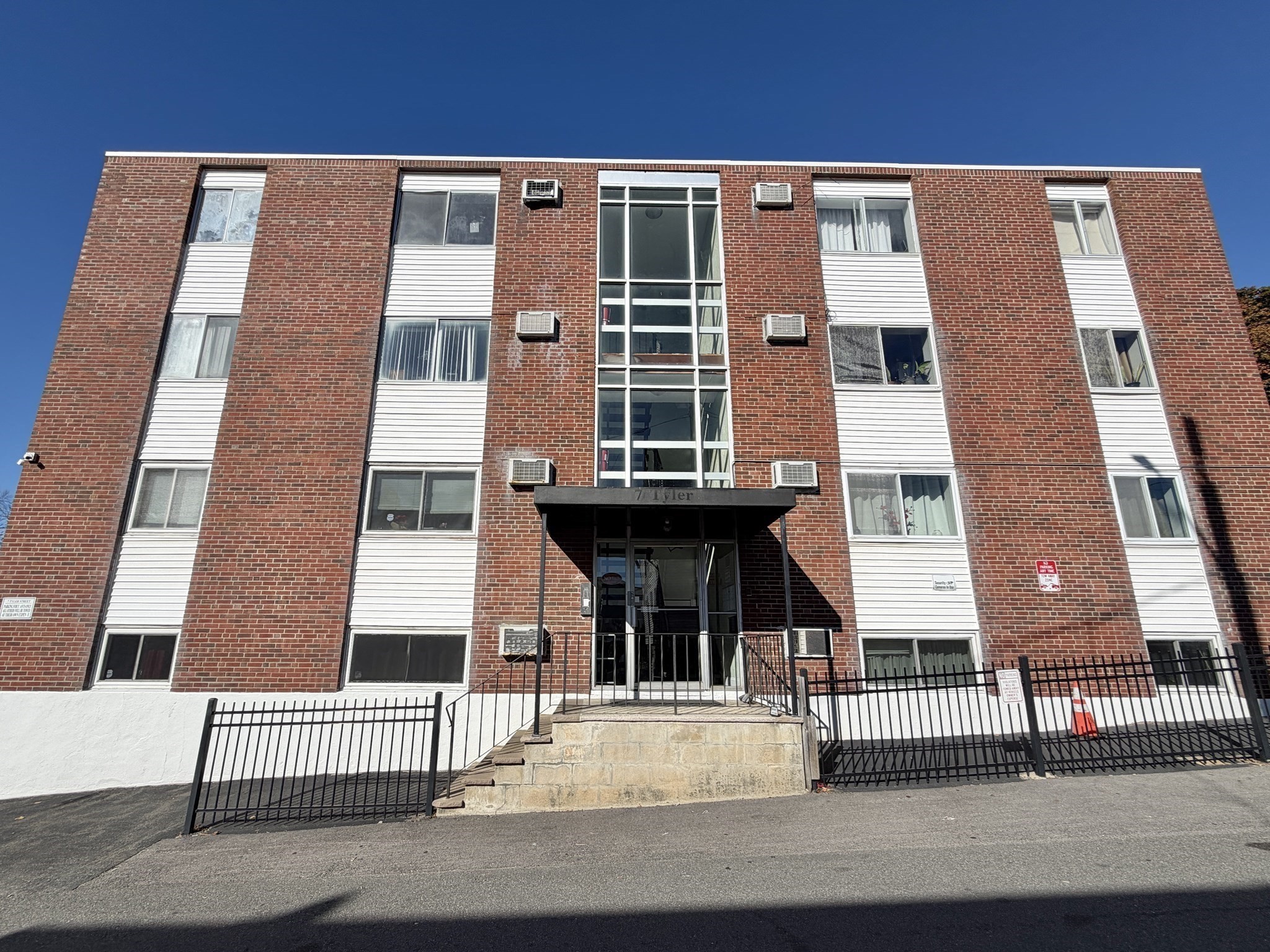 7 Tyler St #8 — photo