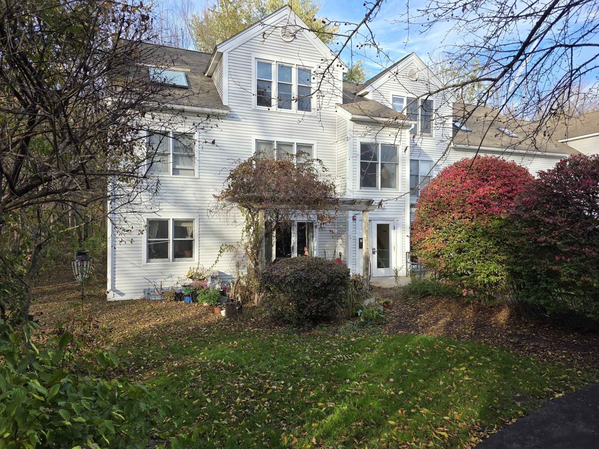 32 Salem Pl #32 — photo